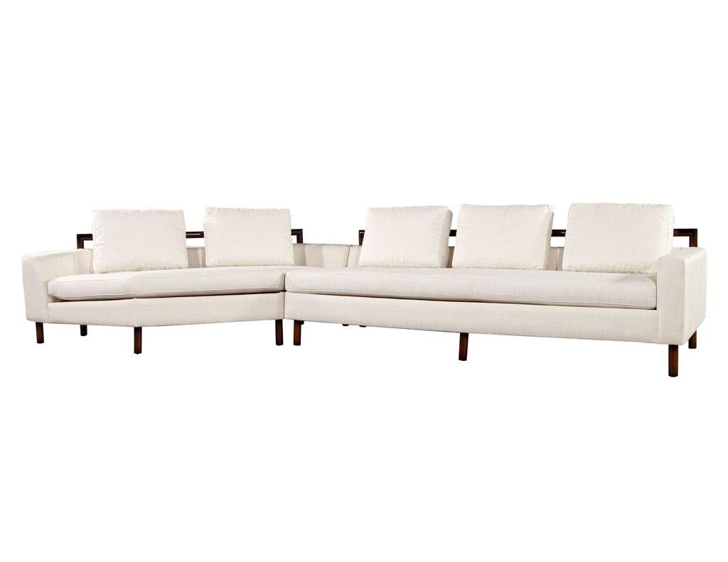 Restauriertes Mid-Century Modern 2-pc-Sofa, 1970er Jahre, USA im Angebot 7