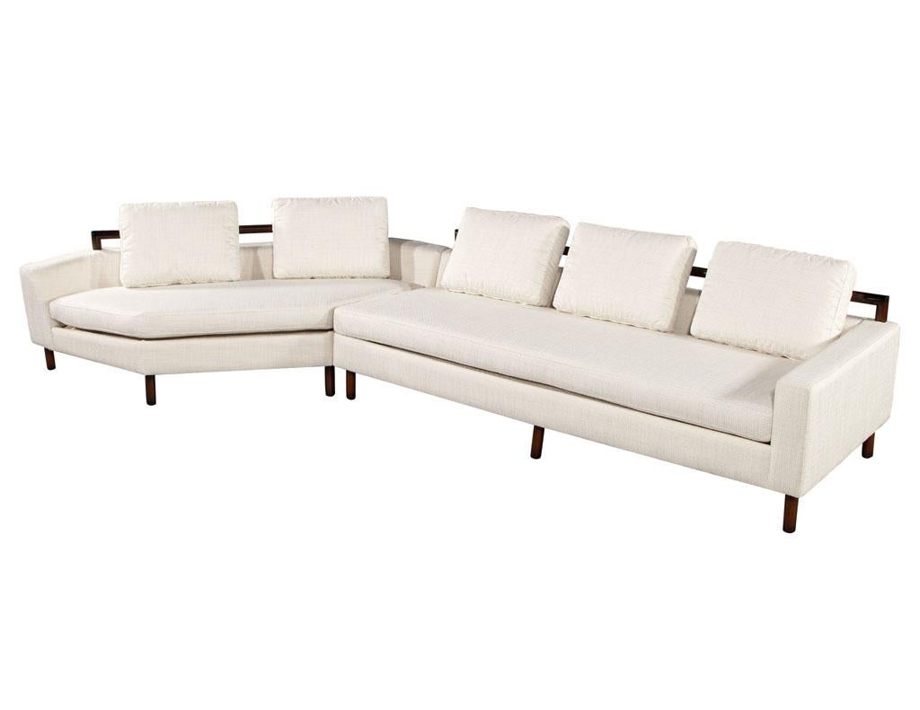 Restauriertes Mid-Century Modern 2-pc-Sofa, 1970er Jahre, USA im Angebot 1