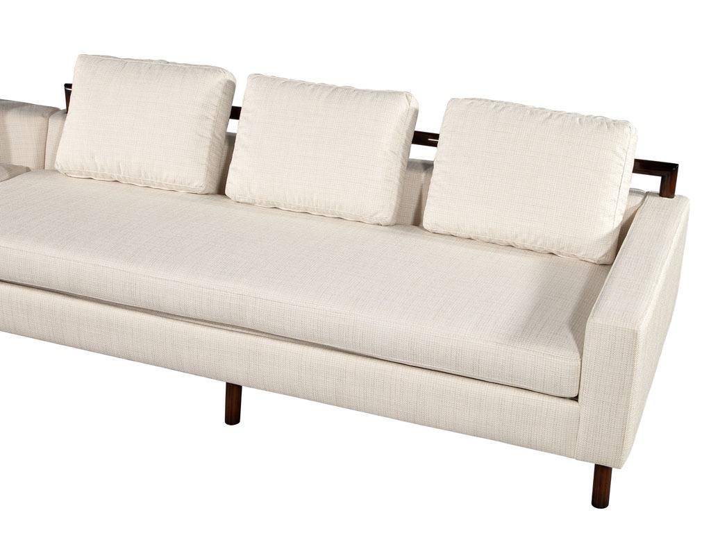 Restauriertes Mid-Century Modern 2-pc-Sofa, 1970er Jahre, USA im Angebot 2