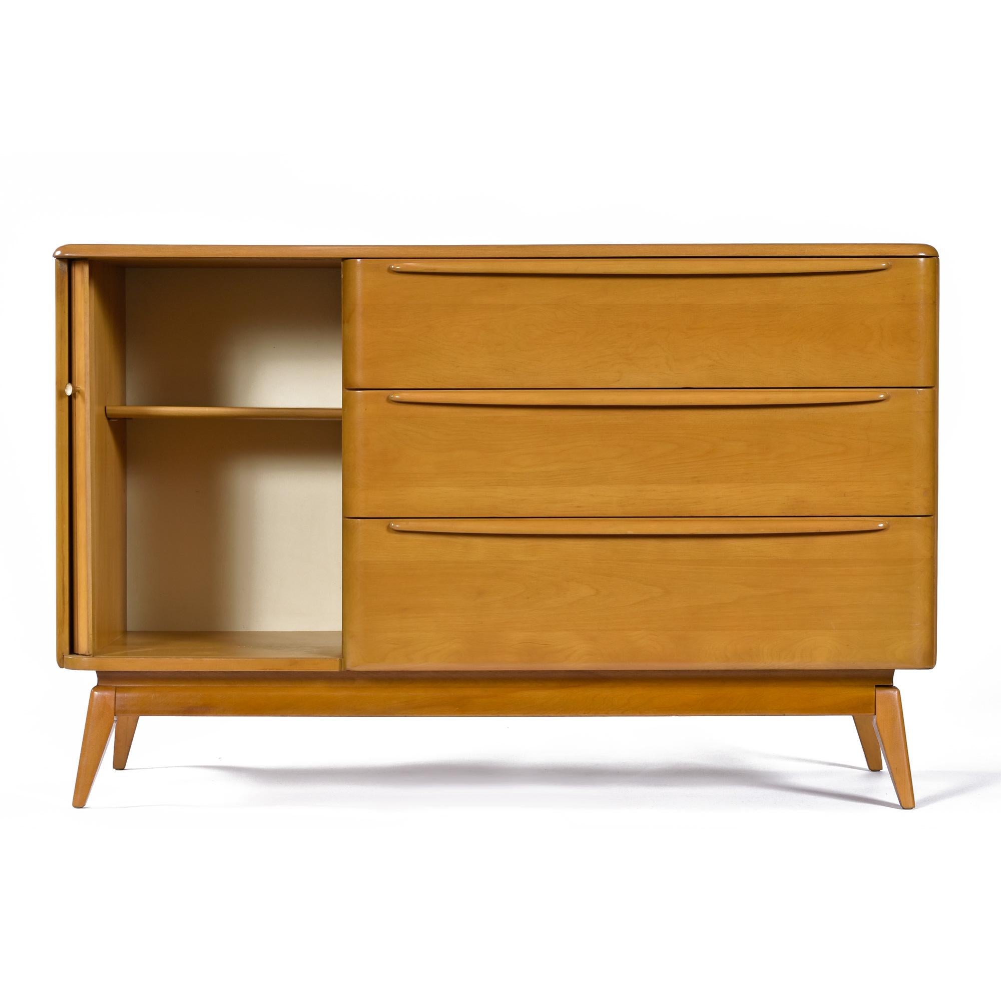 Mid-Century Modern Vintage Restored Solid Maple Heywood Wakefield M-1542 Wheat Tambour Credenza For Sale