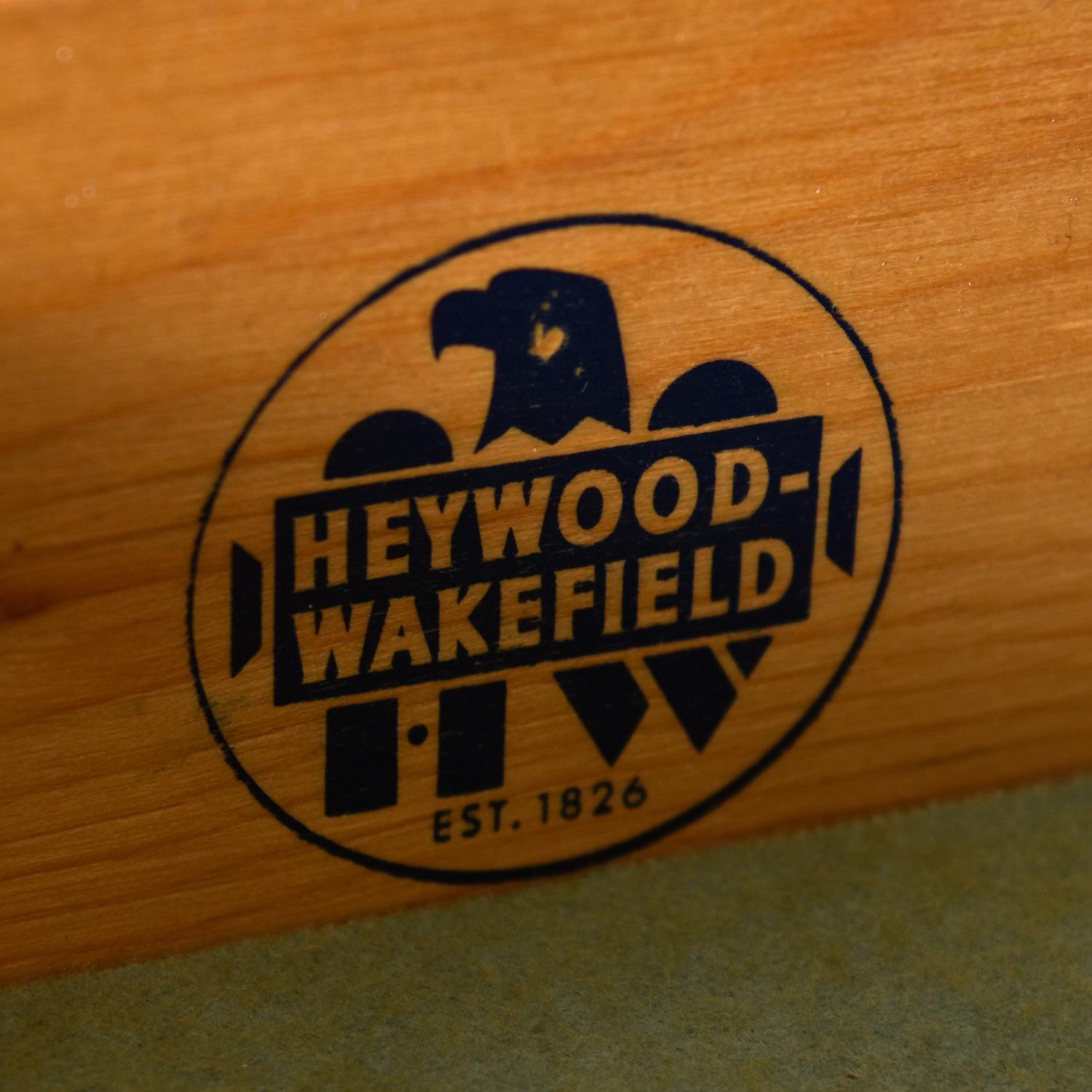 Buffet crédence Heywood Wakefield en érable massif restauré en vente 3