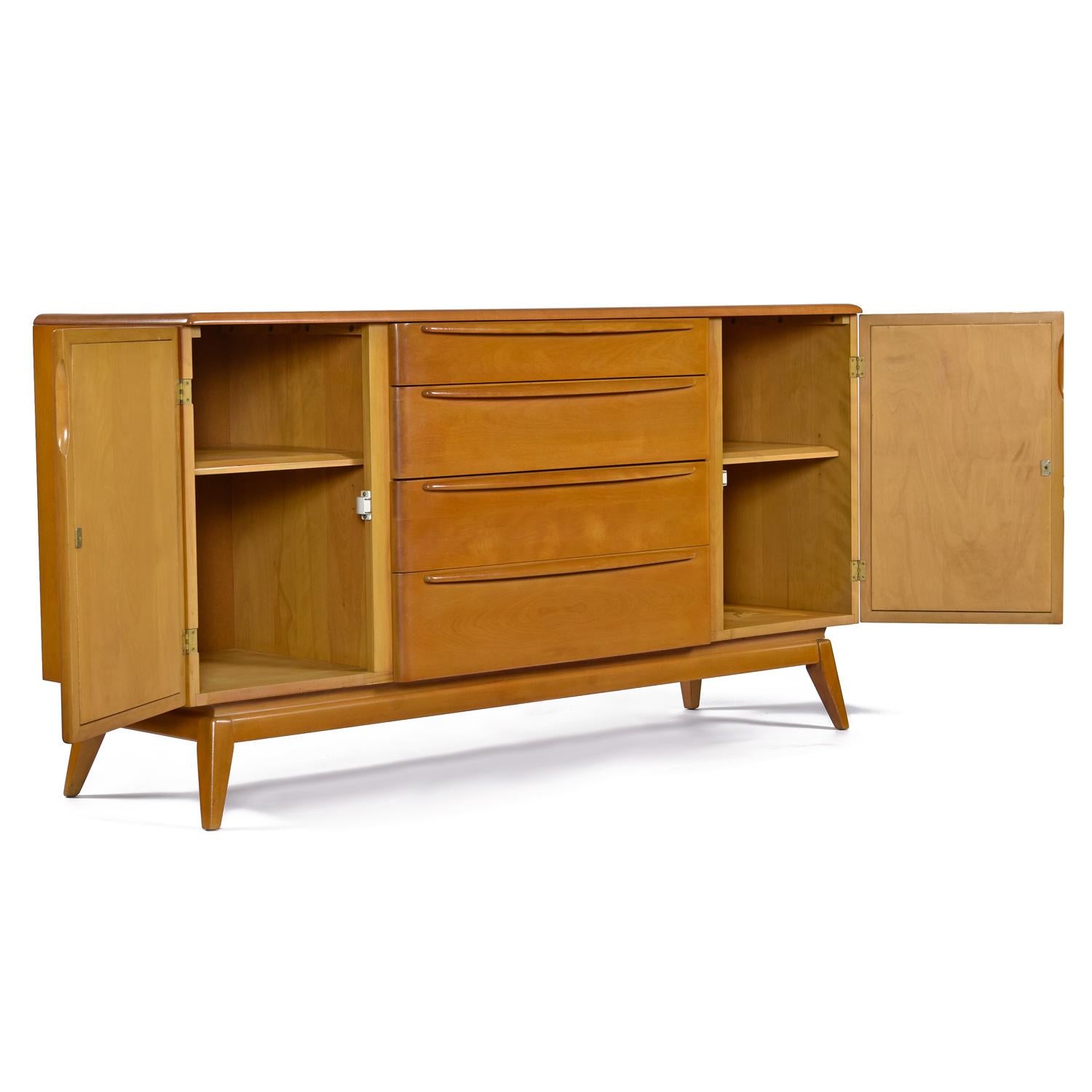 American Vintage Restored Solid Maple Heywood Wakefield Wheat Credenza Buffet For Sale
