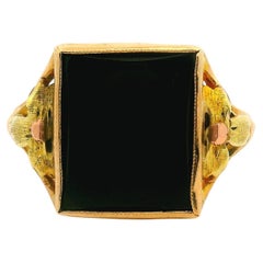 Anillo retro vintage de oro amarillo rosa verde de 10 quilates con diseño floral de ónice negro en los hombros