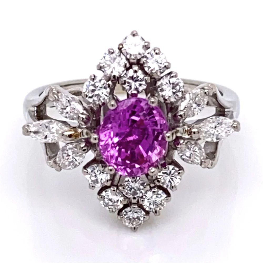 Vintage Retro 1.25 Carat Pink Sapphire and Diamond Gold Cocktail Ring For Sale 3