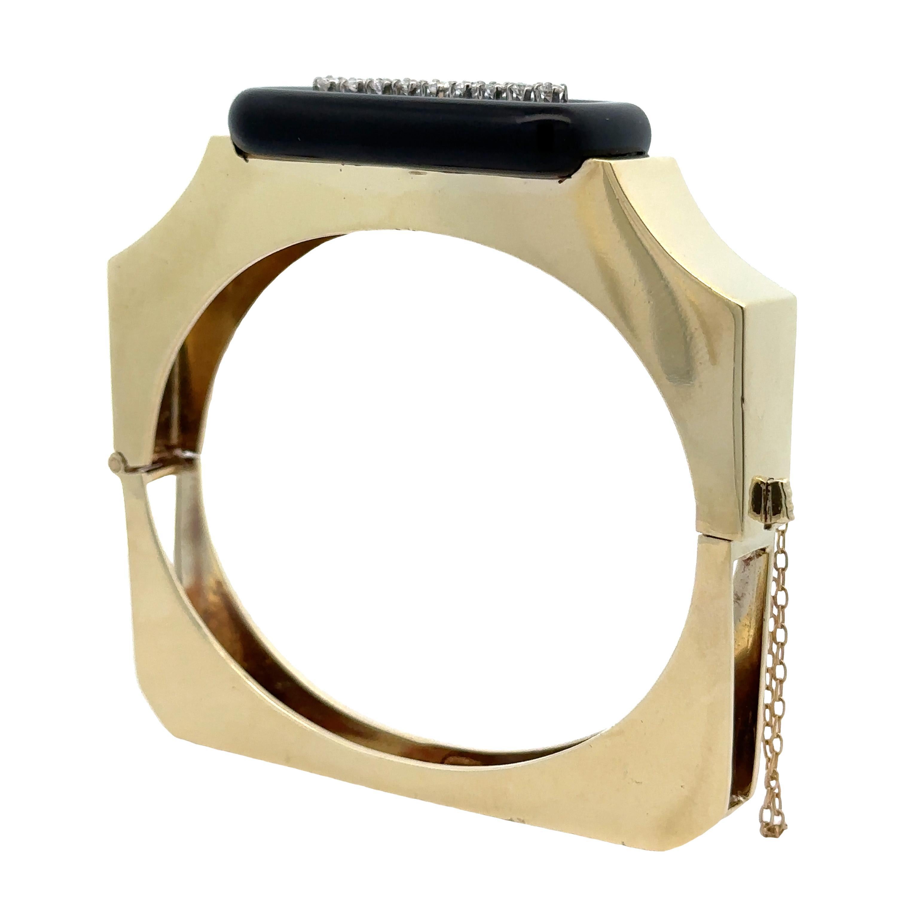 Vintage Retro 14k Gold Black Onyx & Diamond Substantial Hinged Open Bangle en vente 3