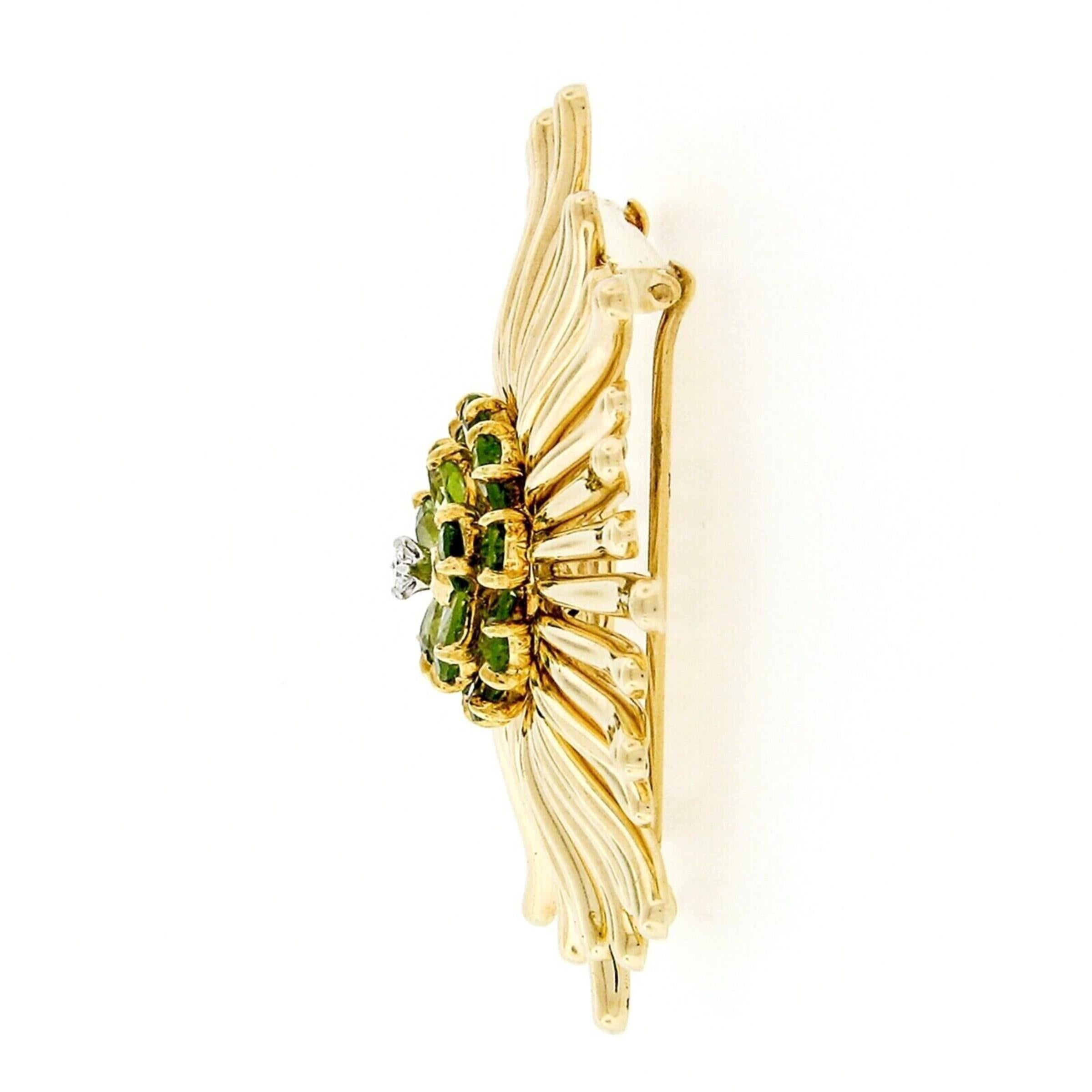 Vintage Retro 14K Gold Peridot & Diamond Cluster Radiating Spray Flower Brooch In Good Condition For Sale In Montclair, NJ