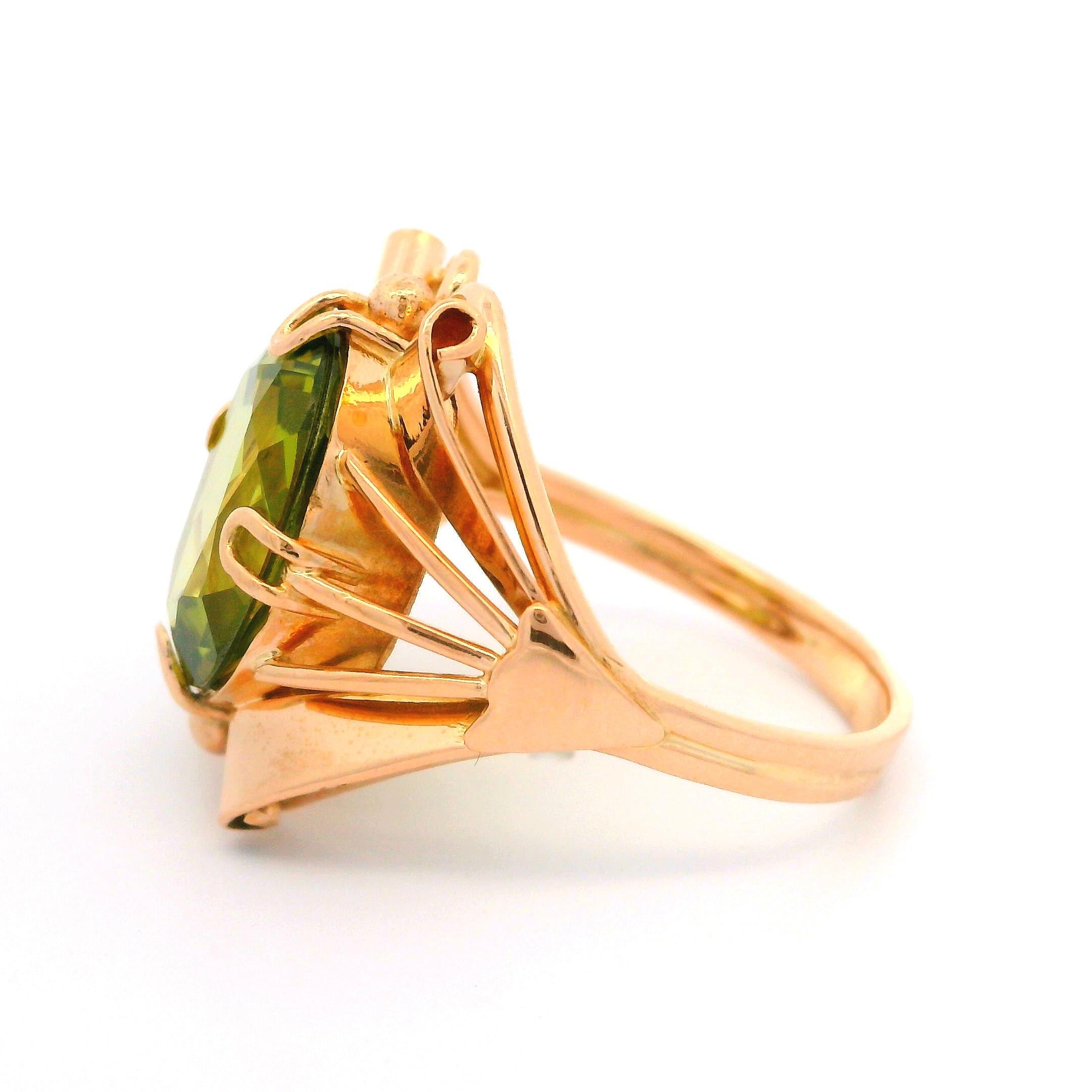 Vintage Retro 14k Rosy Gelbgold Grüner Stein Offener Band Cocktail-Ring, Retro im Angebot 3