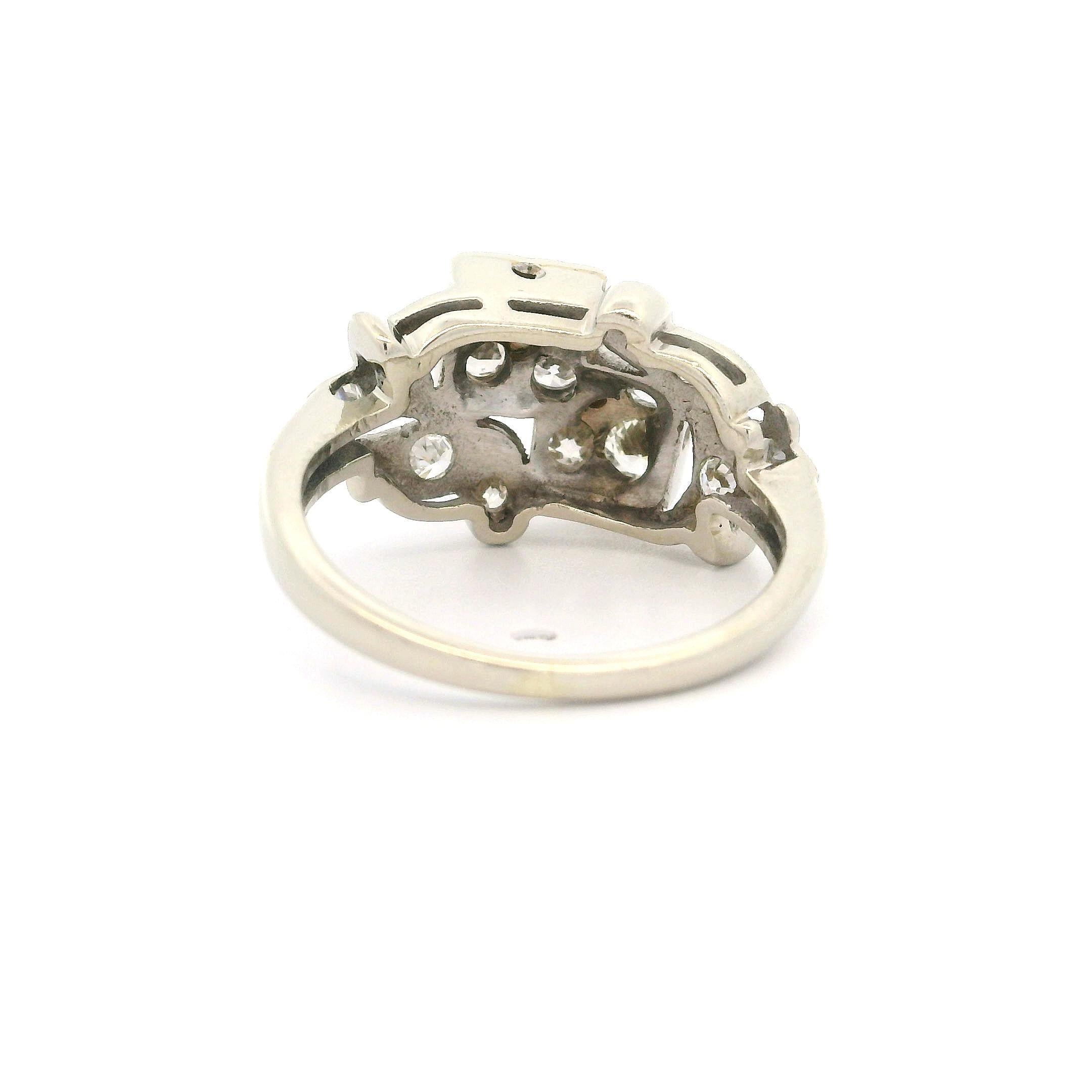 Vintage Retro 14k White Gold 0.65ctw Fiery Diamond Geometric Floral Ring For Sale 1