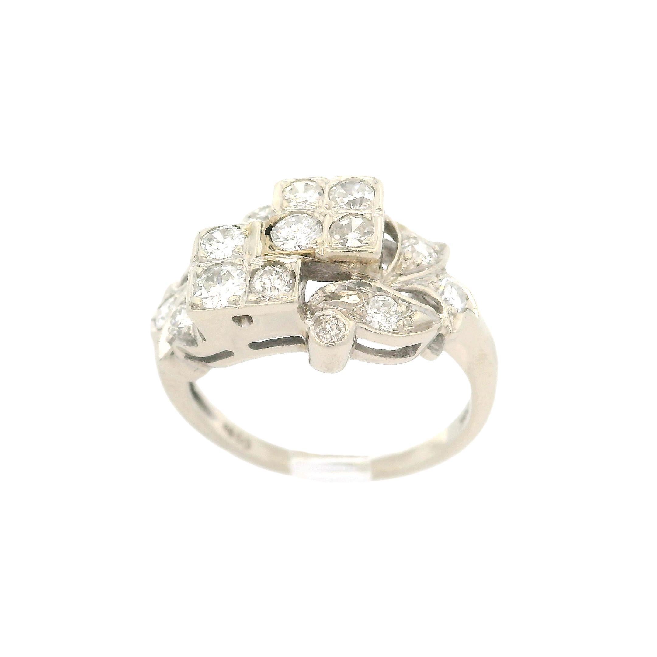 Vintage Retro 14k White Gold 0.65ctw Fiery Diamond Geometric Floral Ring For Sale 2