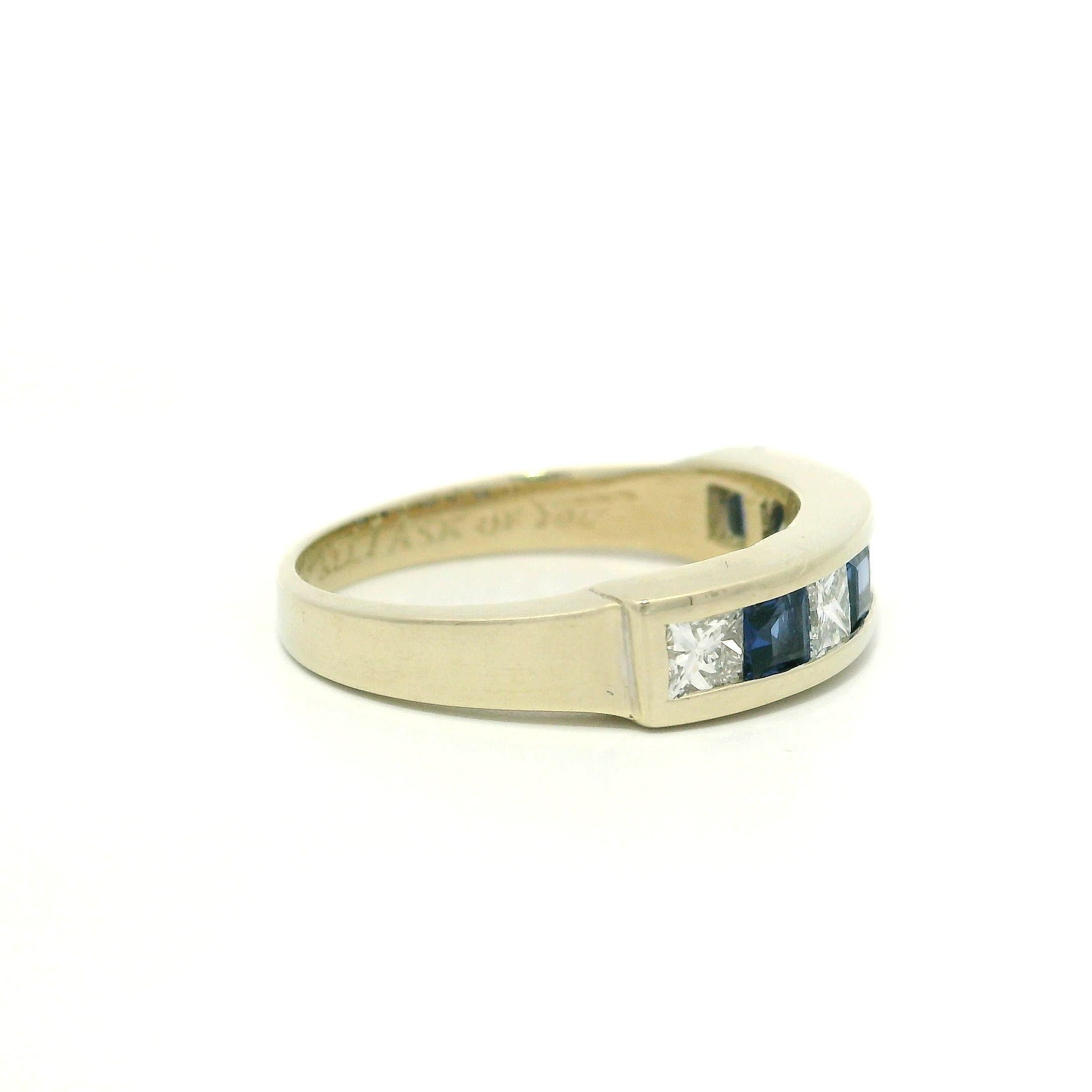 Vintage Retro 14k Weißgold 1.1 Karat Weißgold Bandring mit abwechselnd Saphir und Diamant (Carréeschliff) im Angebot