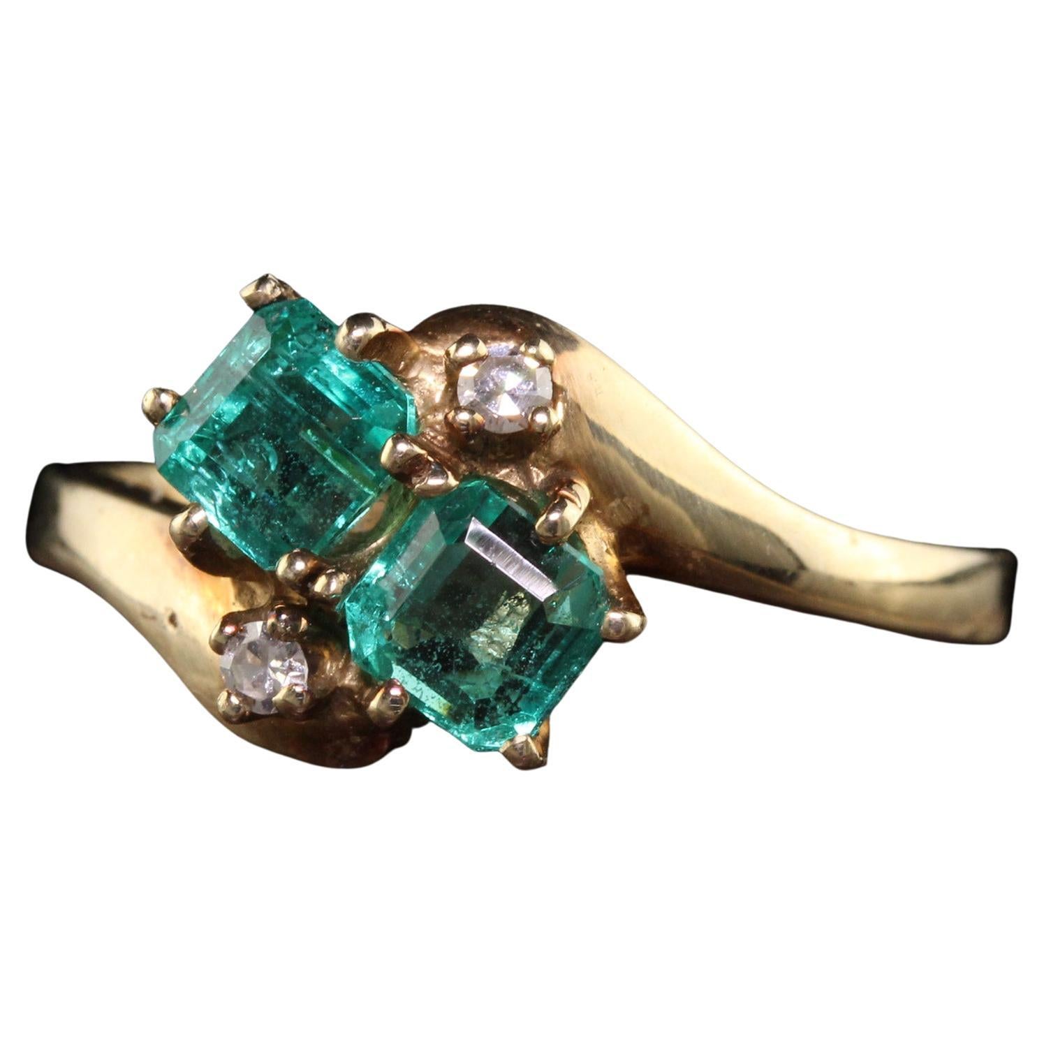 Vintage Retro 14k Yellow Gold Colombian Emerald Toi Et Moi Diamond Ring