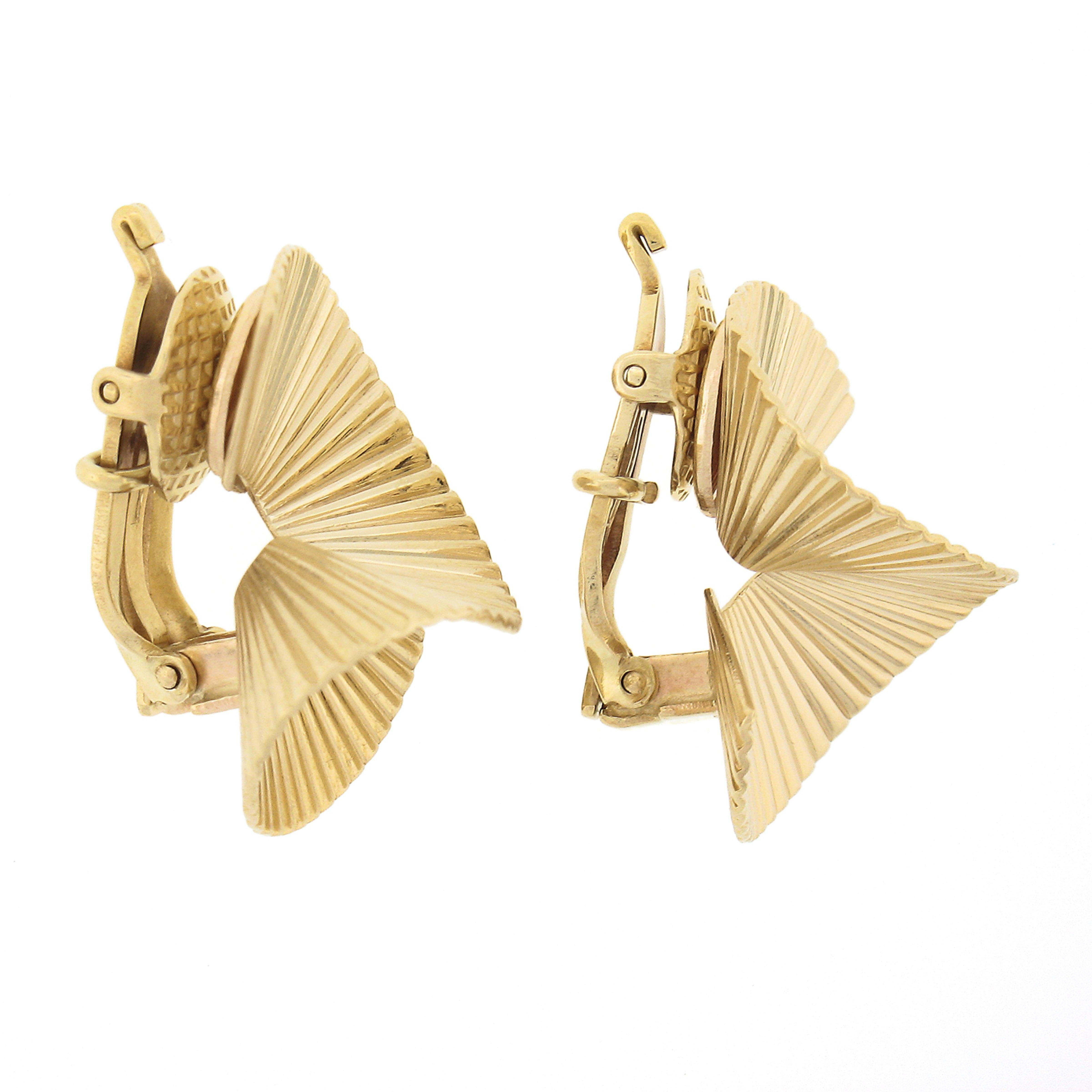 Vintage Retro 14K Gelbgold polierte geriffelte gedrehte Clip-Ohrringe im Angebot 1