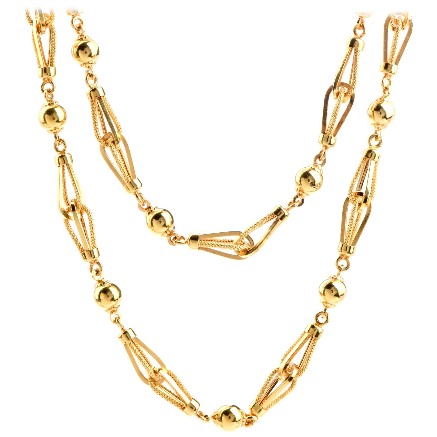 Vintage Retro 18 Karat Gold Long Necklace Chain Necklace