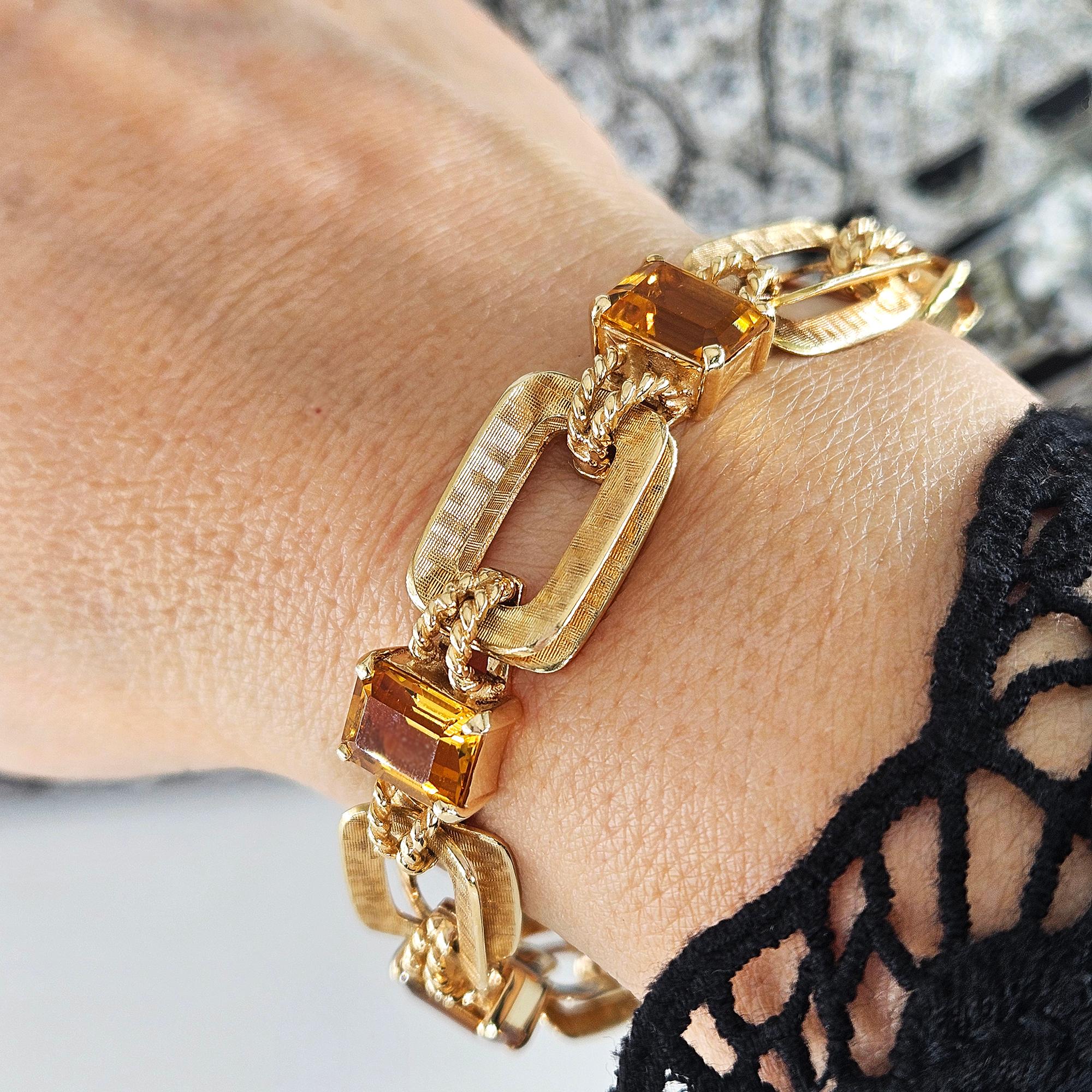 Vintage Retro 18.90ctw Emerald cut Citrine Line Link 14k Yellow Gold Bracelet For Sale 3