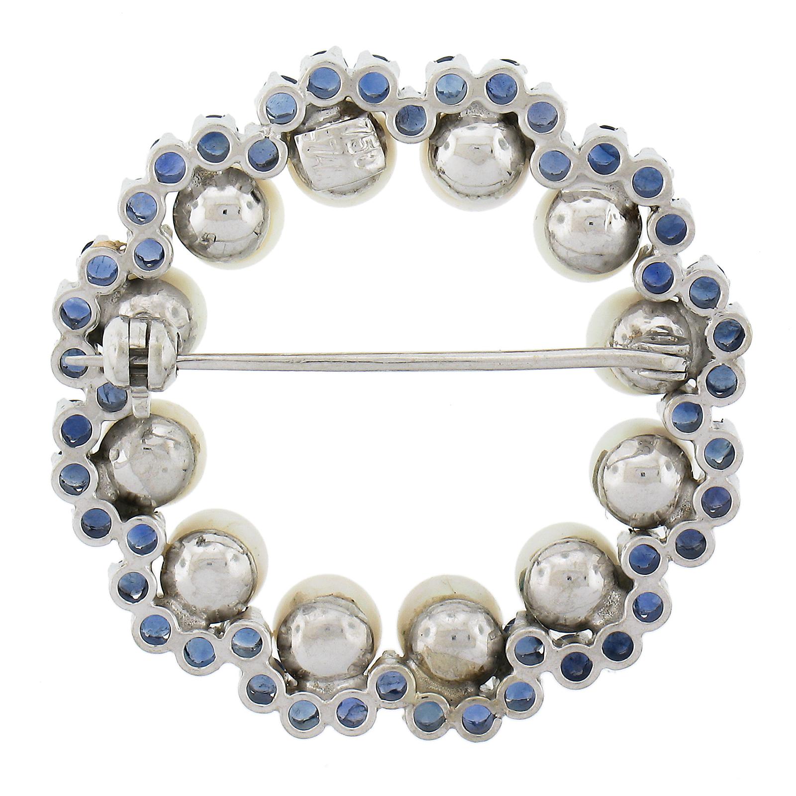 Round Cut Vintage Retro 18k Gold 1.50ctw Sapphire & 5mm Akoya Pearl Open Wreath Pin Brooch For Sale