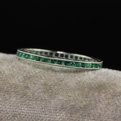 Vintage Retro 18K White Gold Square Cut Emerald Engraved Eternity Band - Size 6