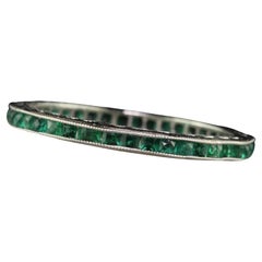 Vintage Retro 18K White Gold Square Cut Emerald Engraved Eternity Band - Size 6