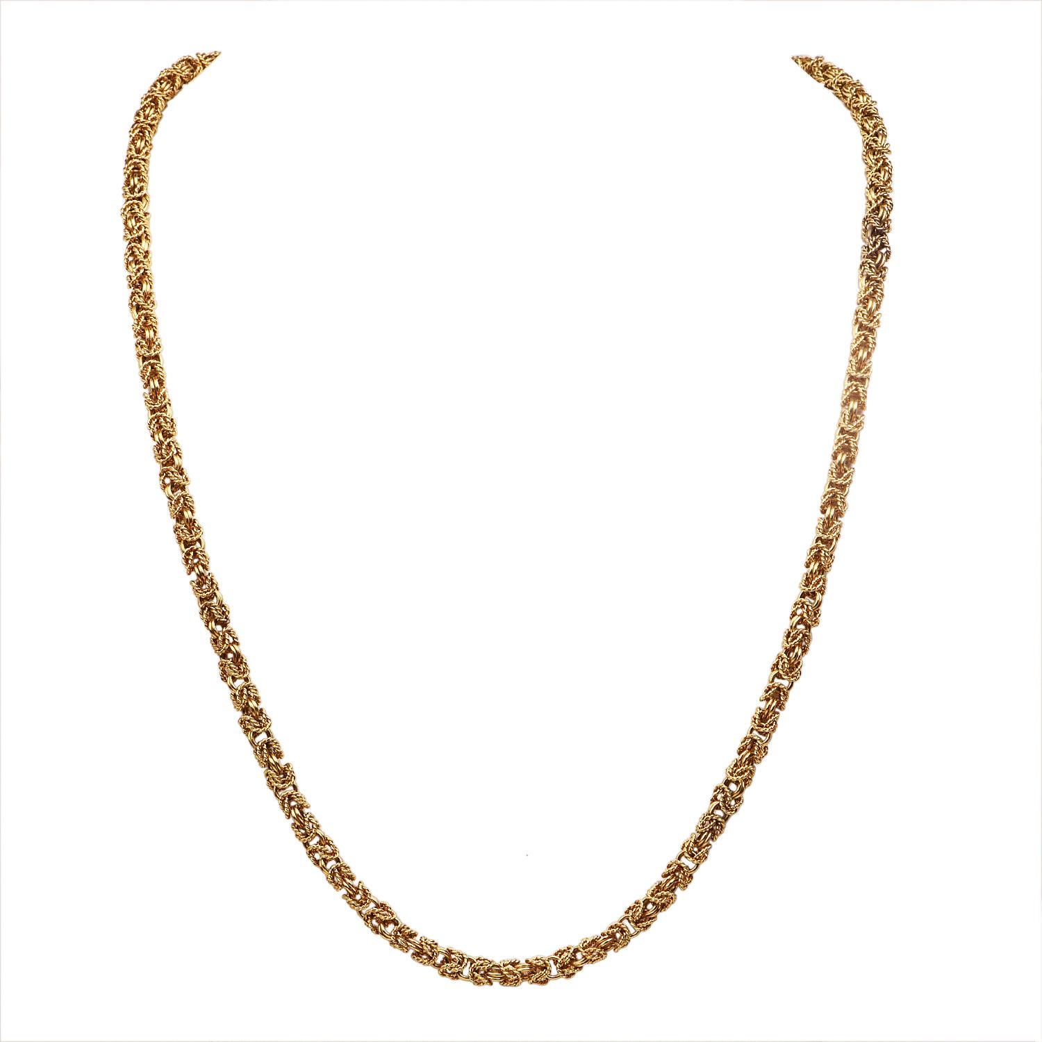 An exquisite Vintage 1960S Byzantine design endless chain with a textured rope design.

This high-quality hand made 18K Yellow Gold piece, an everyday outfit can scale into a stylish look.

presenting textured links, creating a 25