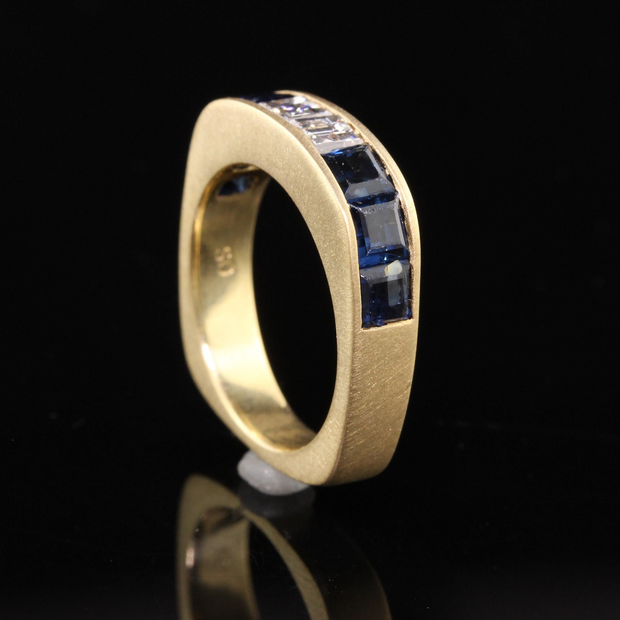 Vintage Retro 18K Yellow Gold Carre Cut Diamond and Sapphire Band For Sale 1