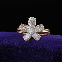Vintage Retro 18K Yellow Gold Floral Oval Diamond Low Profile Cocktail Ring