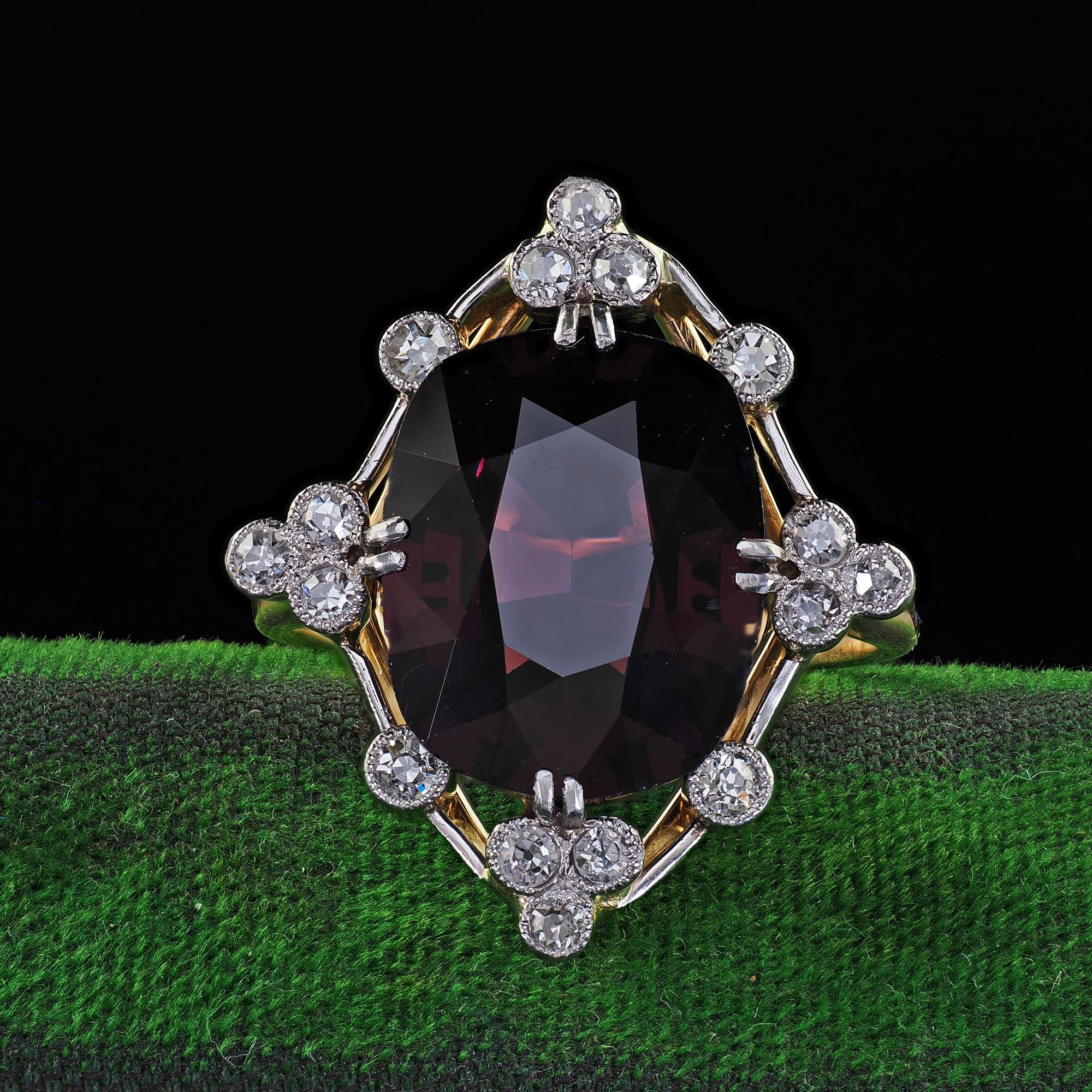 Beautiful Vintage Retro 18K Yellow Gold Natural Spinel and Diamond Cocktail Ring - GIA. This incredible vintage retro natural spinel and diamond cocktail ring is crafted in 18k yellow gold and platinum top. This amazing ring features a natural large