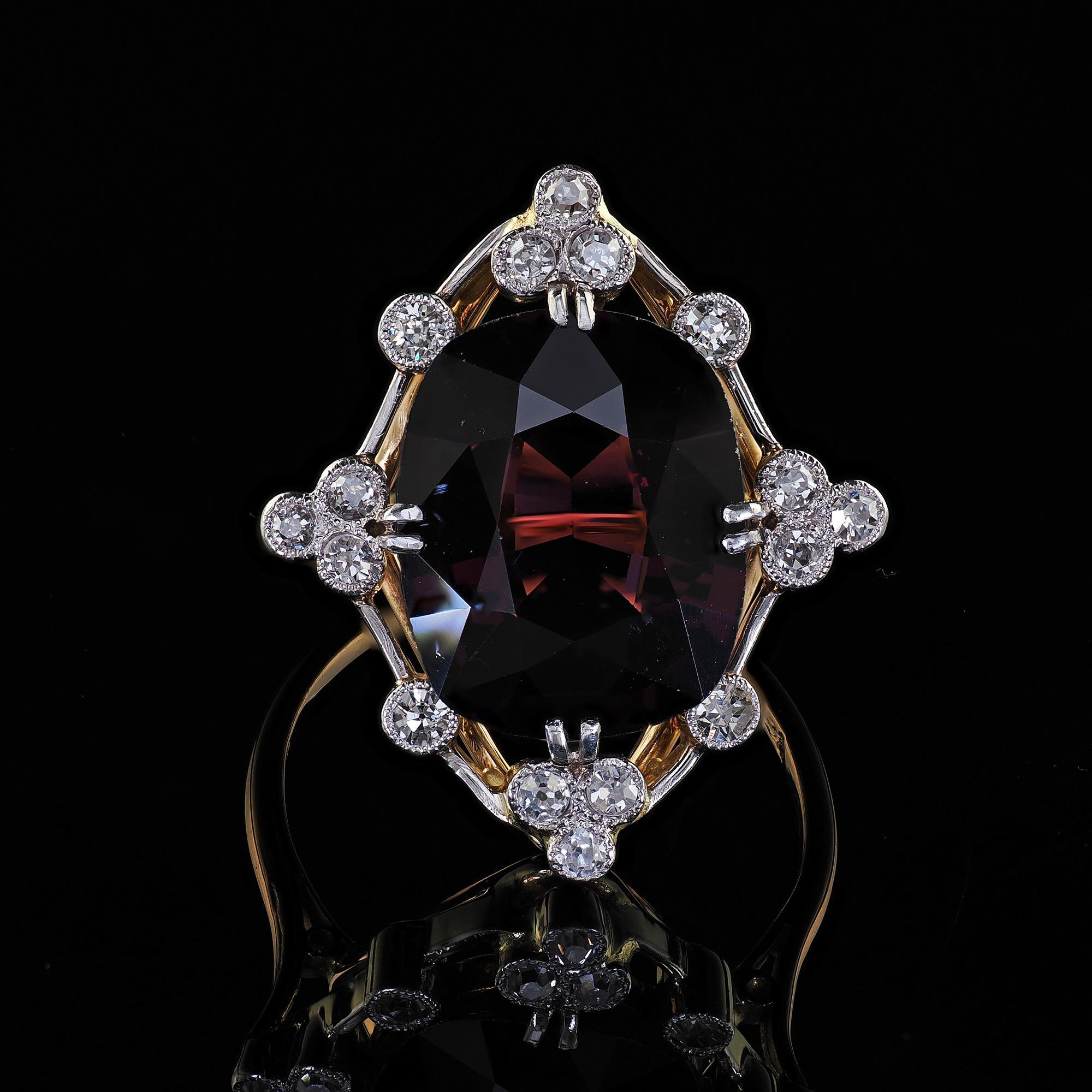 Vintage Retro 18K Yellow Gold Natural Spinel and Diamond Cocktail Ring - GIA For Sale 2