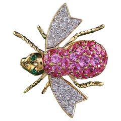 Vintage Retro 18K Yellow Gold Pink Sapphire and Diamond Bee Pin Brooch