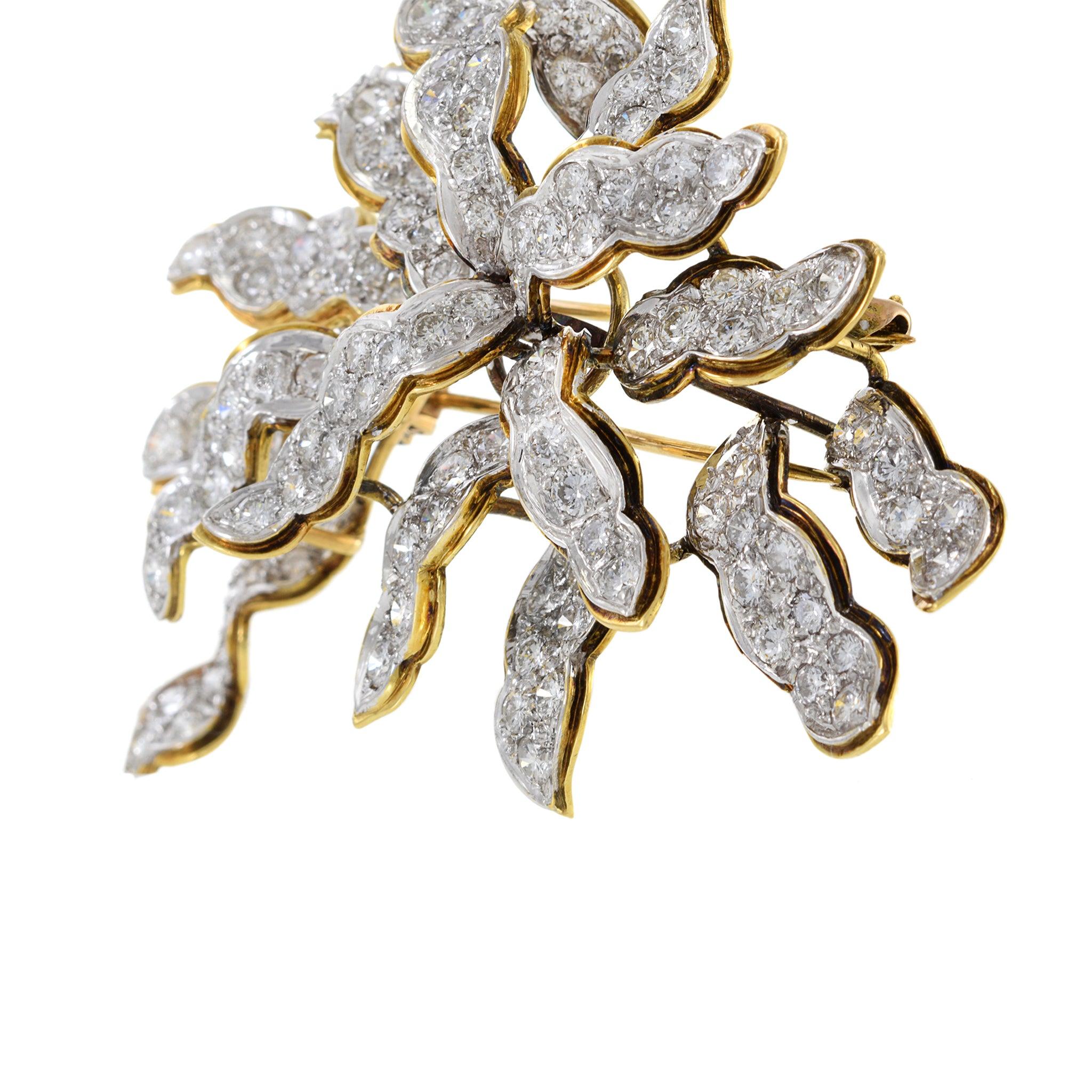 Vintage Retro 18KT Yellow Gold Large Floral Diamond Brooch In Excellent Condition In New York, NY