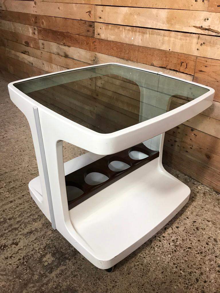 Vintage Retro 1960's White Glass Top Drink Trolley / Side Table for 4 Bottles For Sale 3