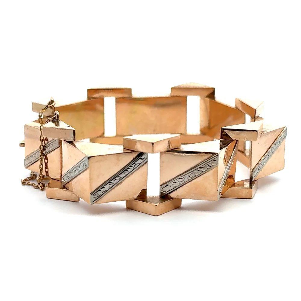 RETRO Bracelet vintage à maillons pyramidaux gravés en or 2 tons Excellent état - En vente à Montreal, QC