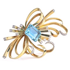 Vintage Retro Aquamarine Diamond 18K Gold Ribbon Pin