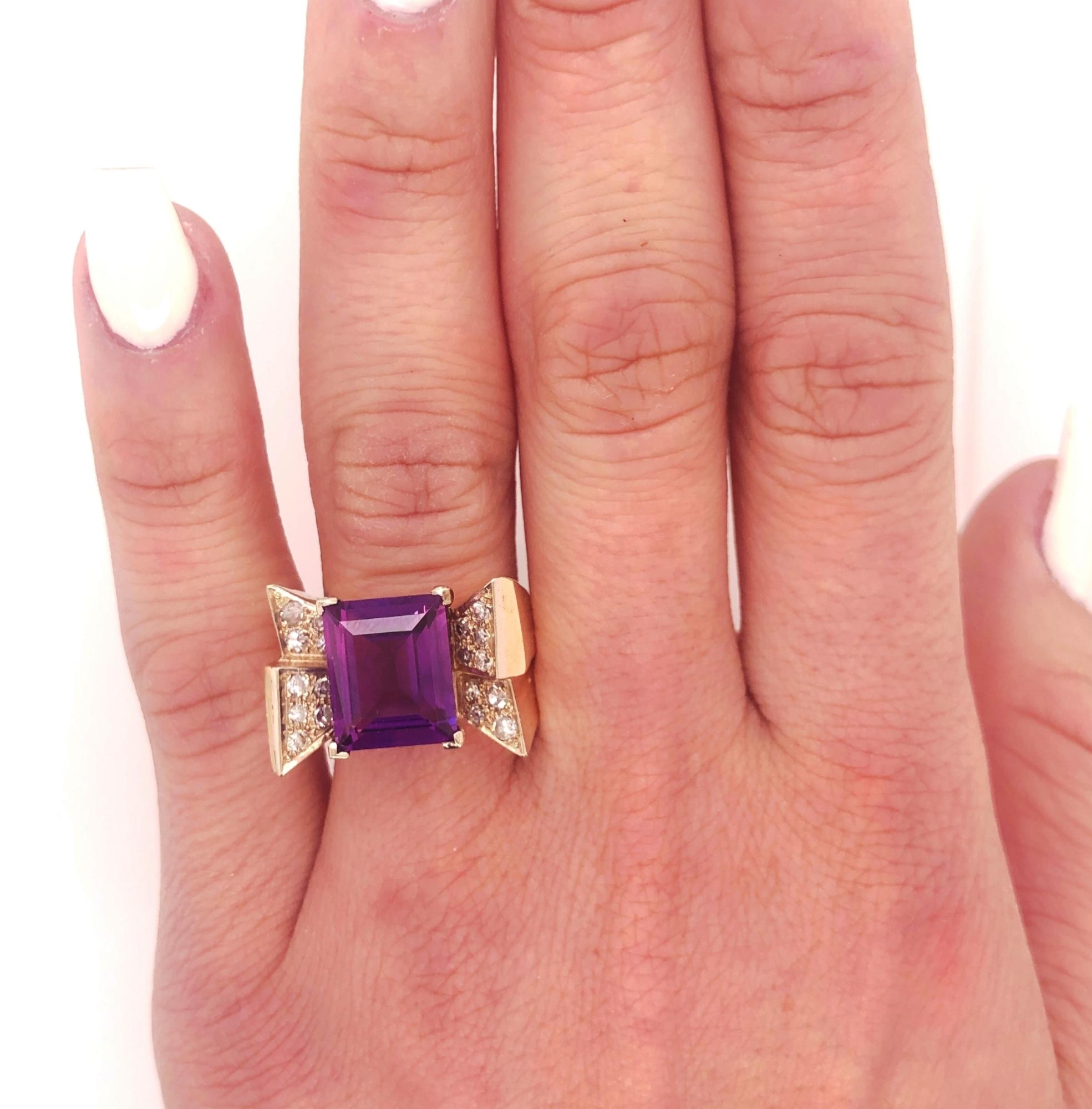 Vintage Retro Bow Design 6C Amethyst Diamond Yellow Gold Ring In Good Condition In Woodland Hills, CA