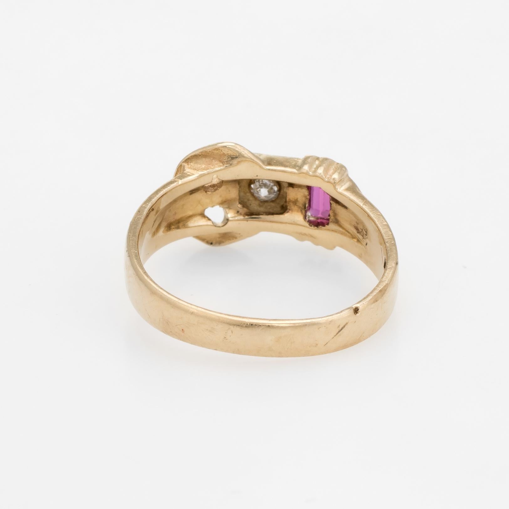 Vintage Retro Buckle Ring Diamond Pinky 14 Karat Yellow Gold Estate Jewelry In Excellent Condition In Torrance, CA