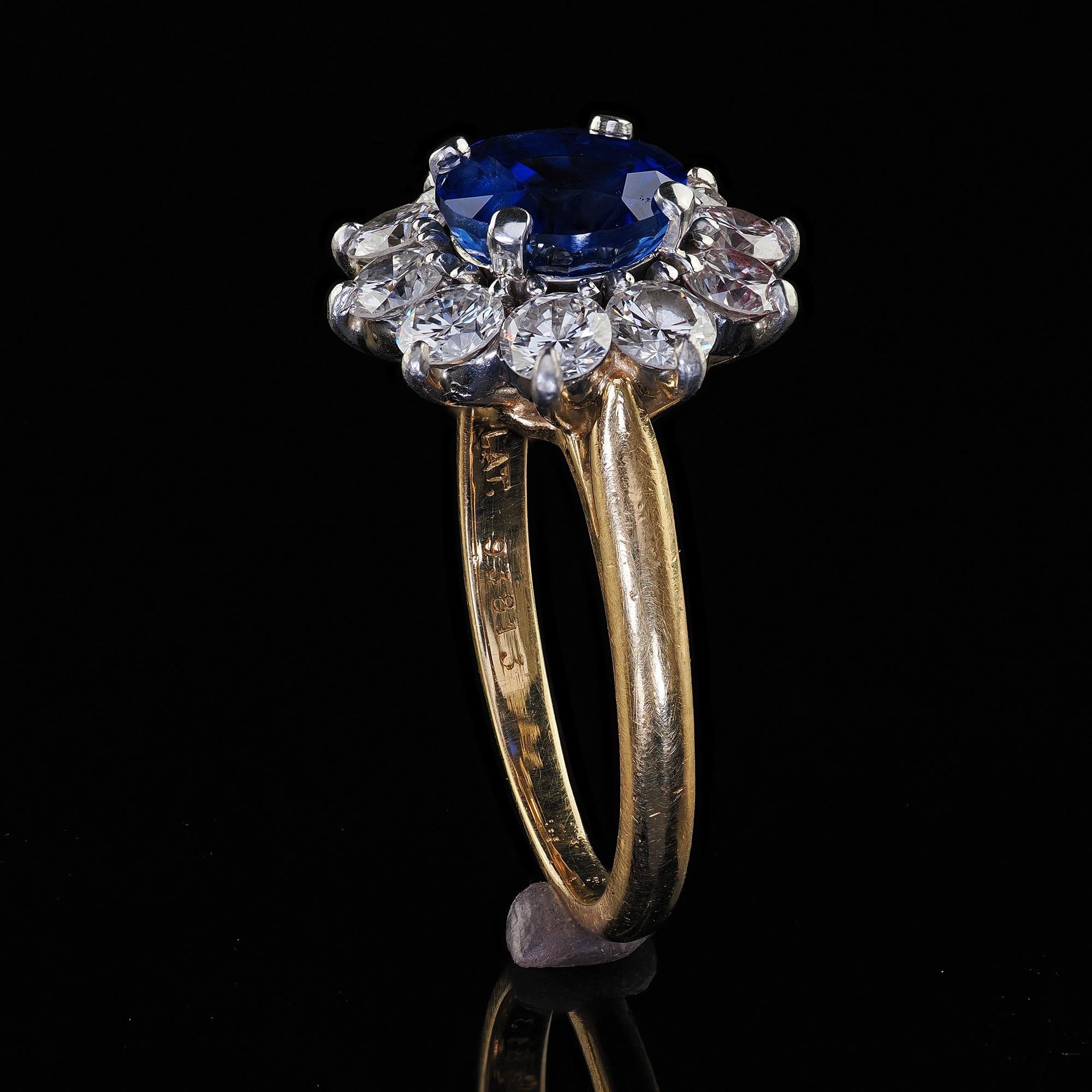 Vintage Retro Cartier Verlobungsring aus 18 Karat Gold mit Burma-Saphir und Diamant - GIA im Angebot 5