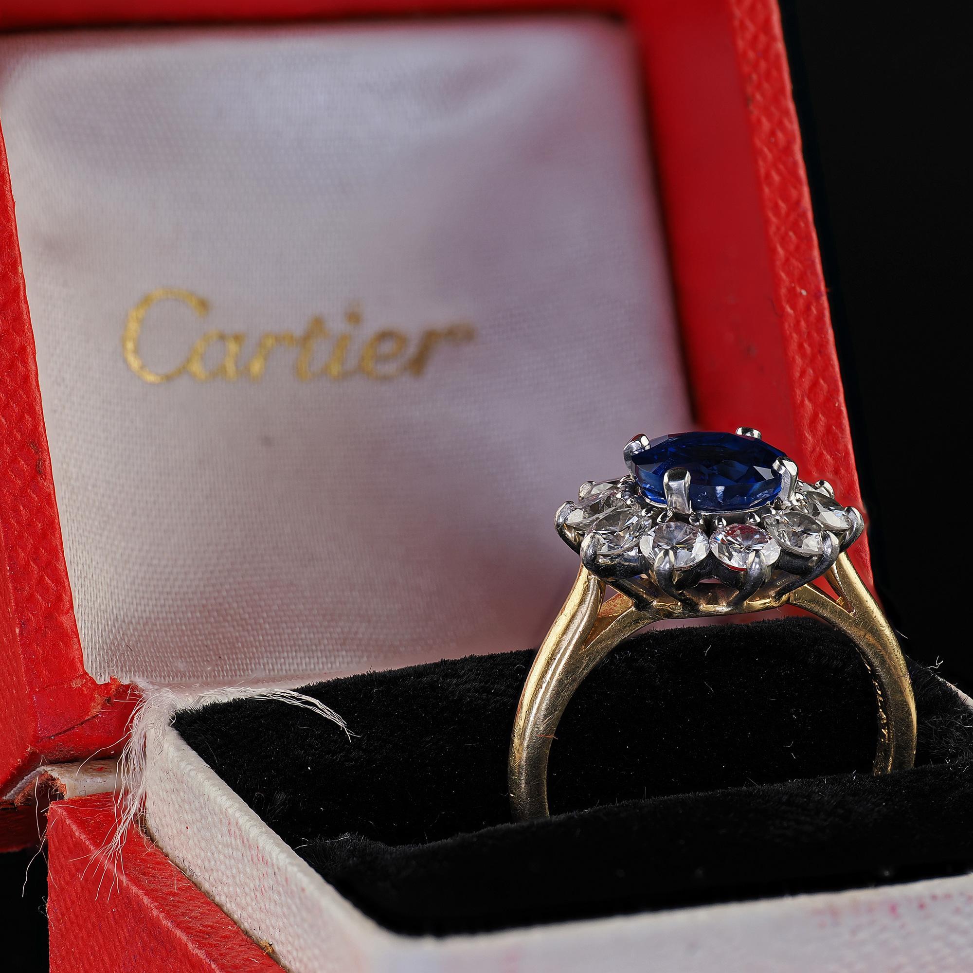 Vintage Retro Cartier Verlobungsring aus 18 Karat Gold mit Burma-Saphir und Diamant - GIA (Rundschliff) im Angebot