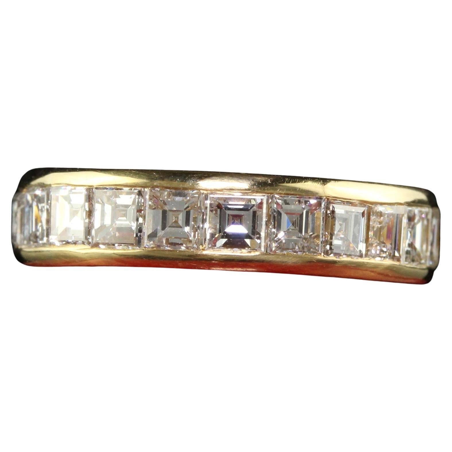 Vintage Retro Cartier 18 Karat Gelbgold Eternity-Ring mit Diamanten im Carre-Schliff im Angebot