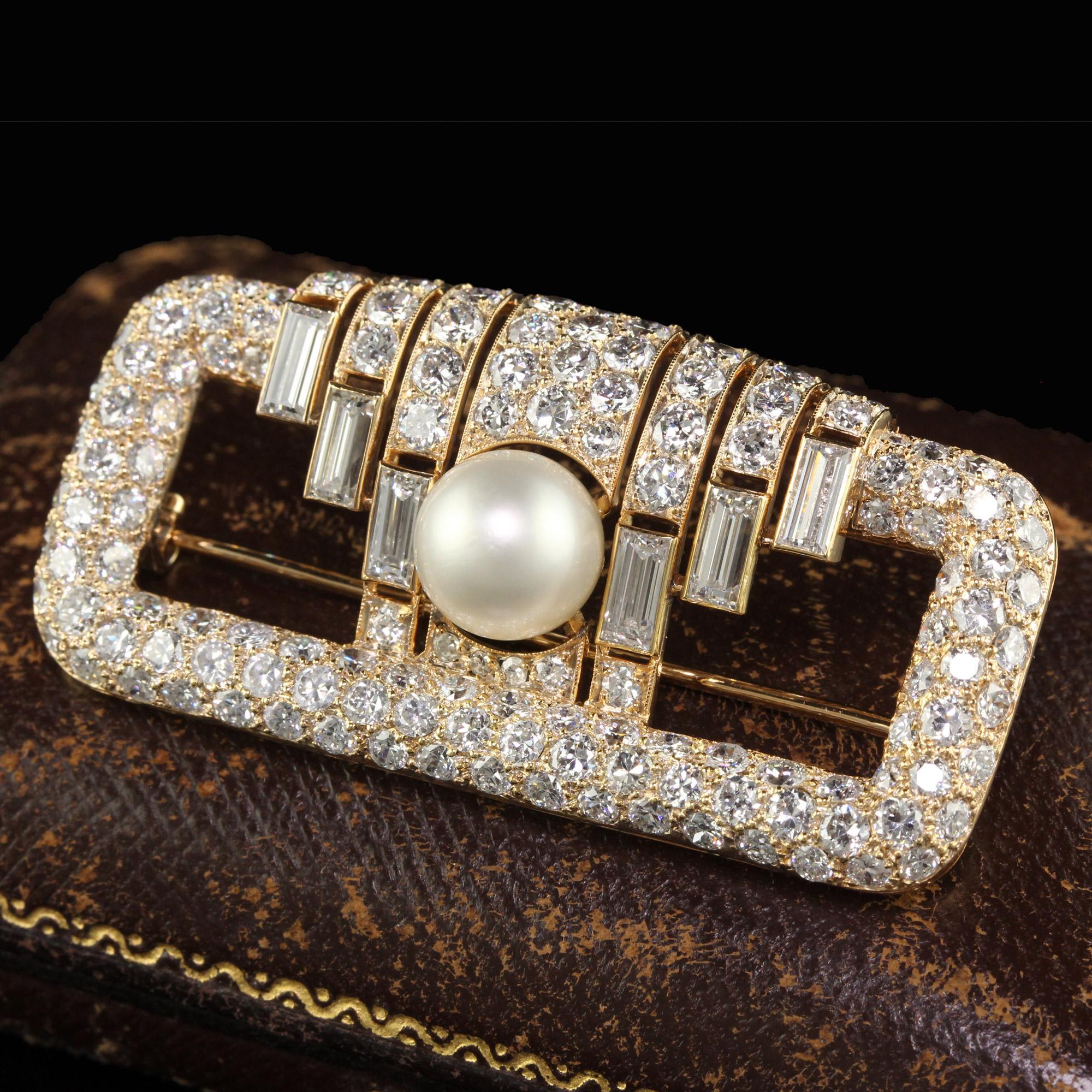 Round Cut Vintage Retro Cartier 18K Yellow Gold Diamond Natural Pearl Brooch Pin - GIA For Sale