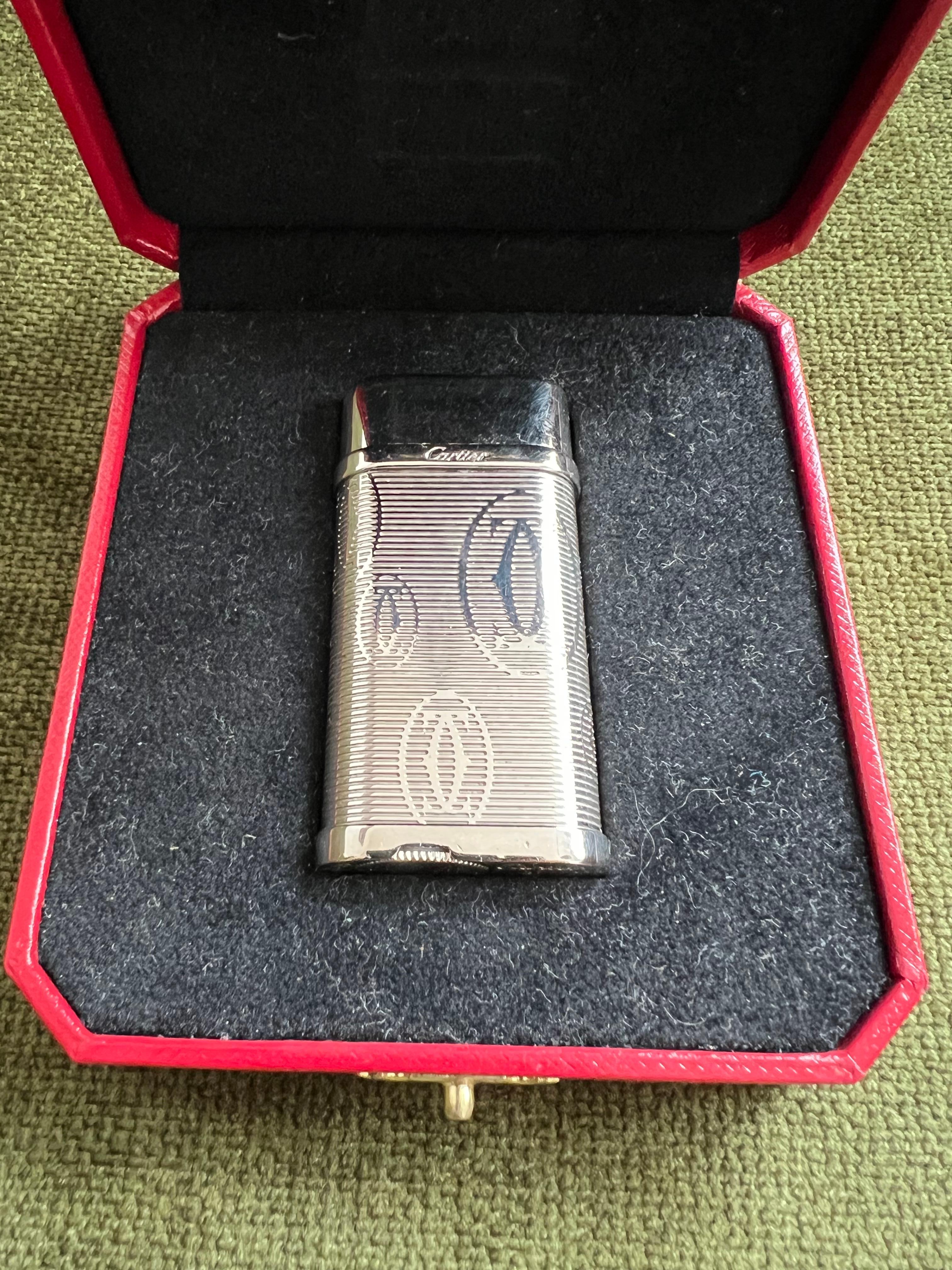 must de cartier lighter