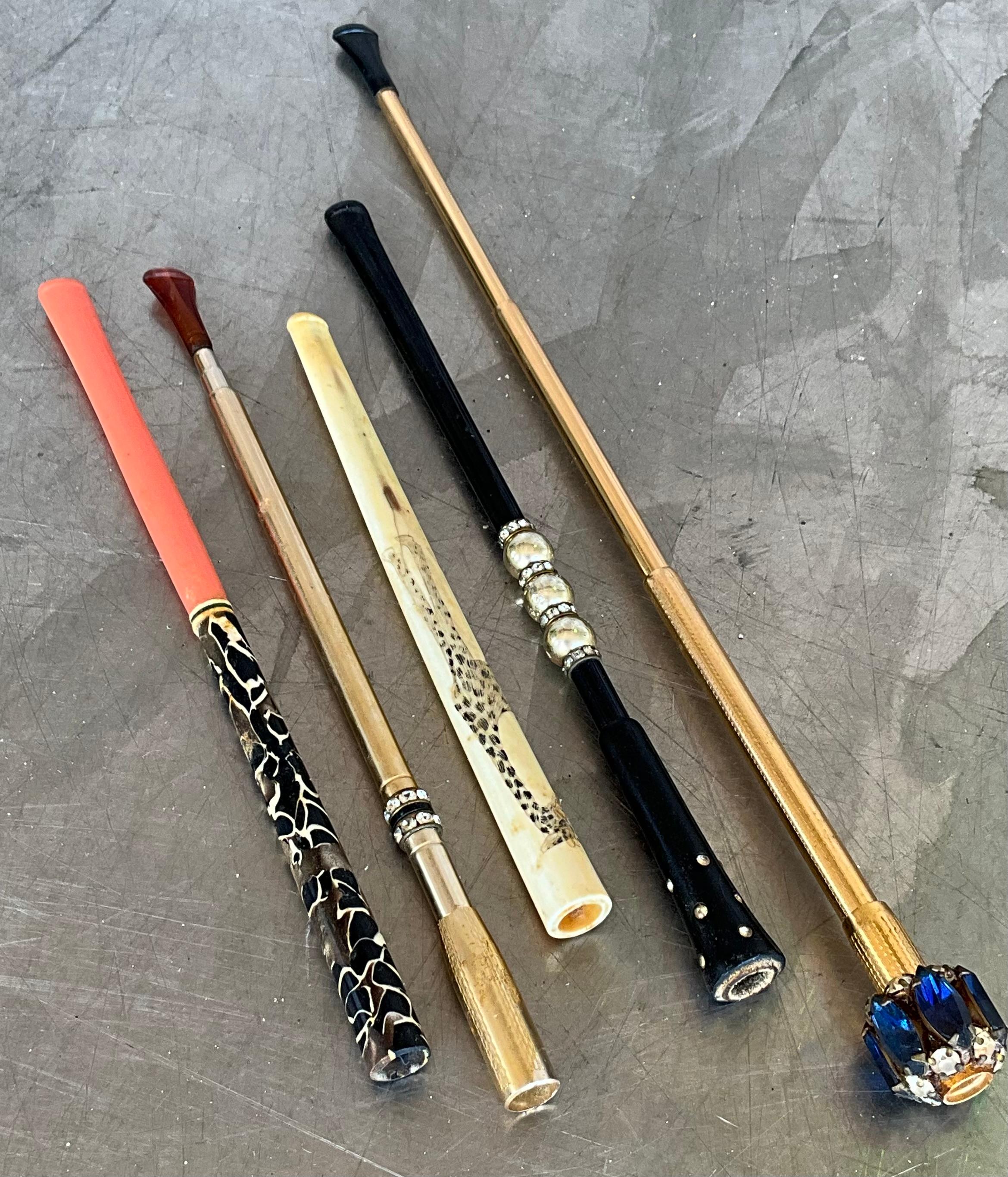 Vintage Retro Cigarette Holder- Set of 5 In Good Condition In West Palm Beach, FL