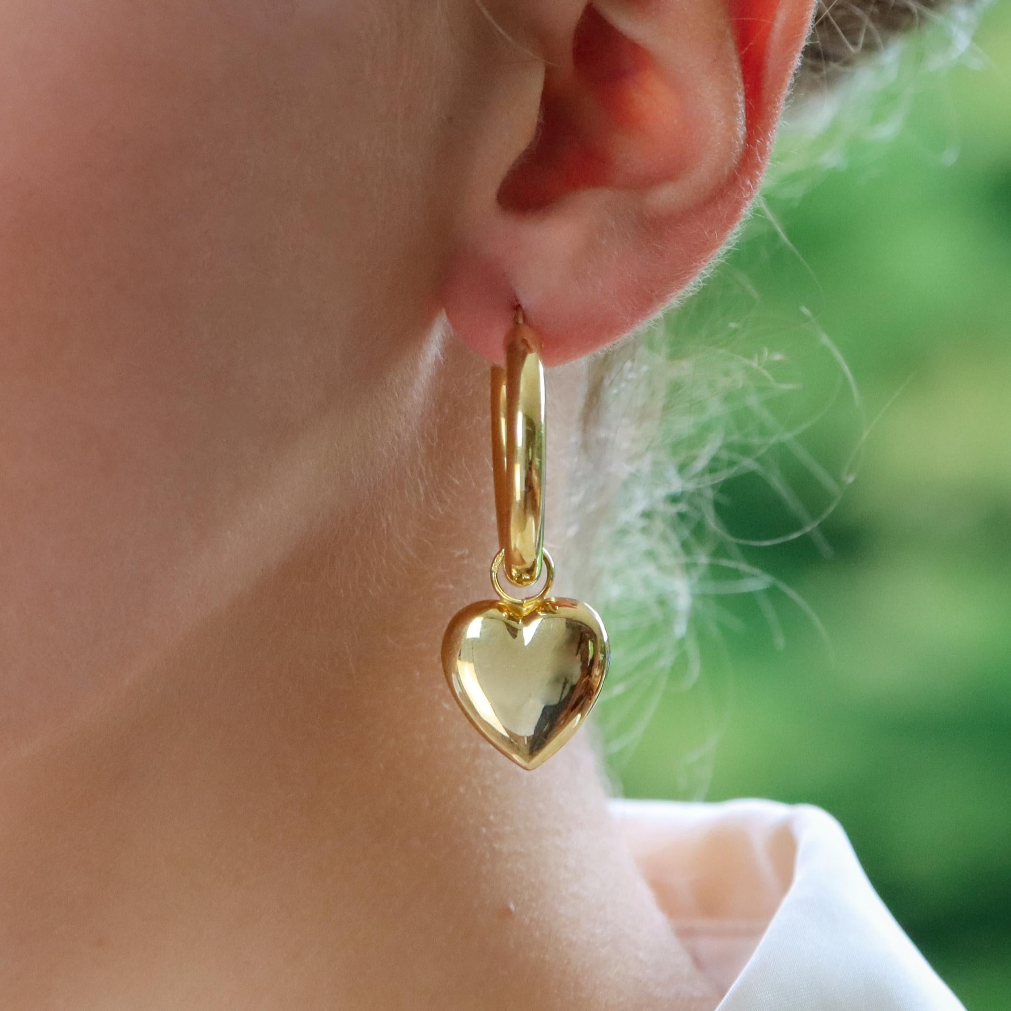 Vintage Retro Convertible Heart Drop Hoop Earrings in 9k Yellow Gold In Excellent Condition For Sale In London, GB