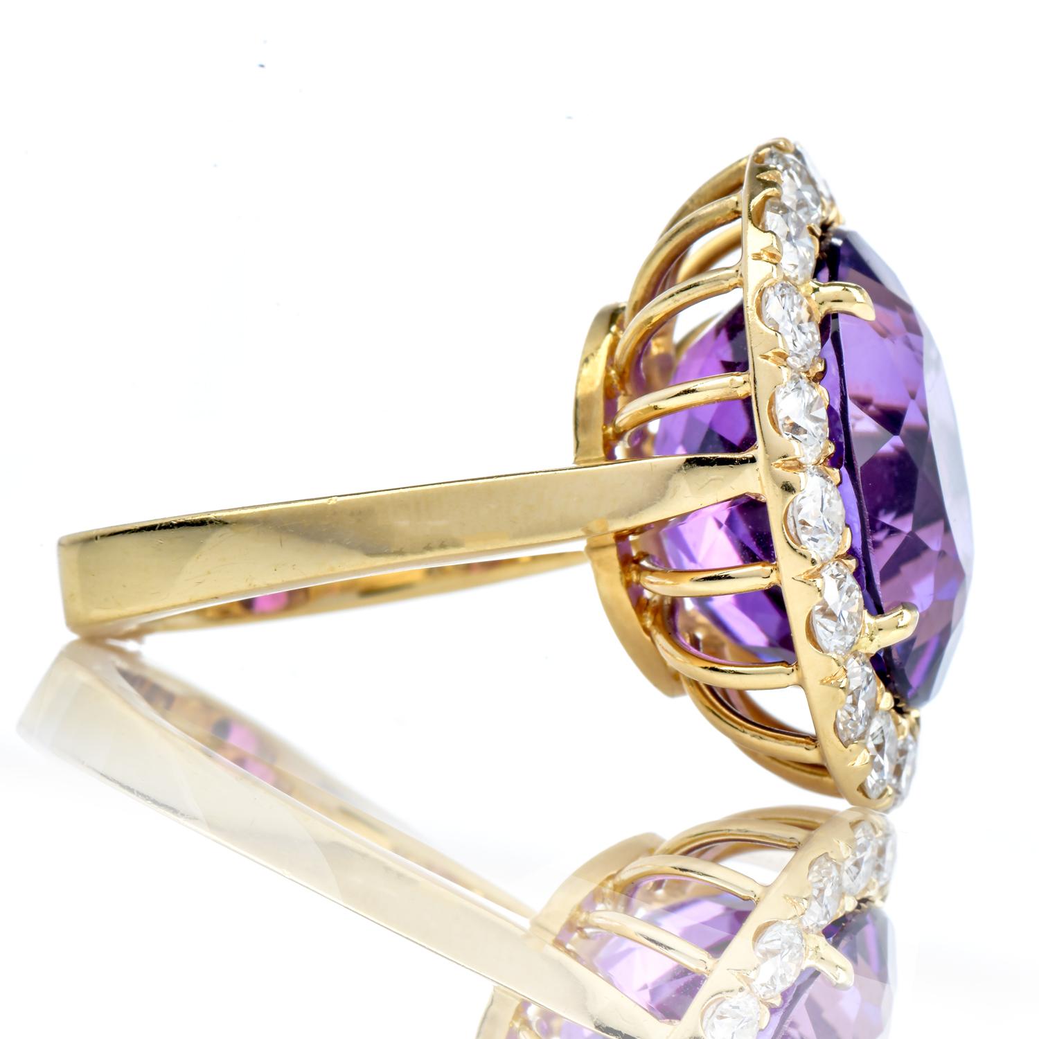 Vintage Retro Diamond Fine Amethyst 18k Yellow Gold Halo Cocktail Ring In Excellent Condition For Sale In Miami, FL