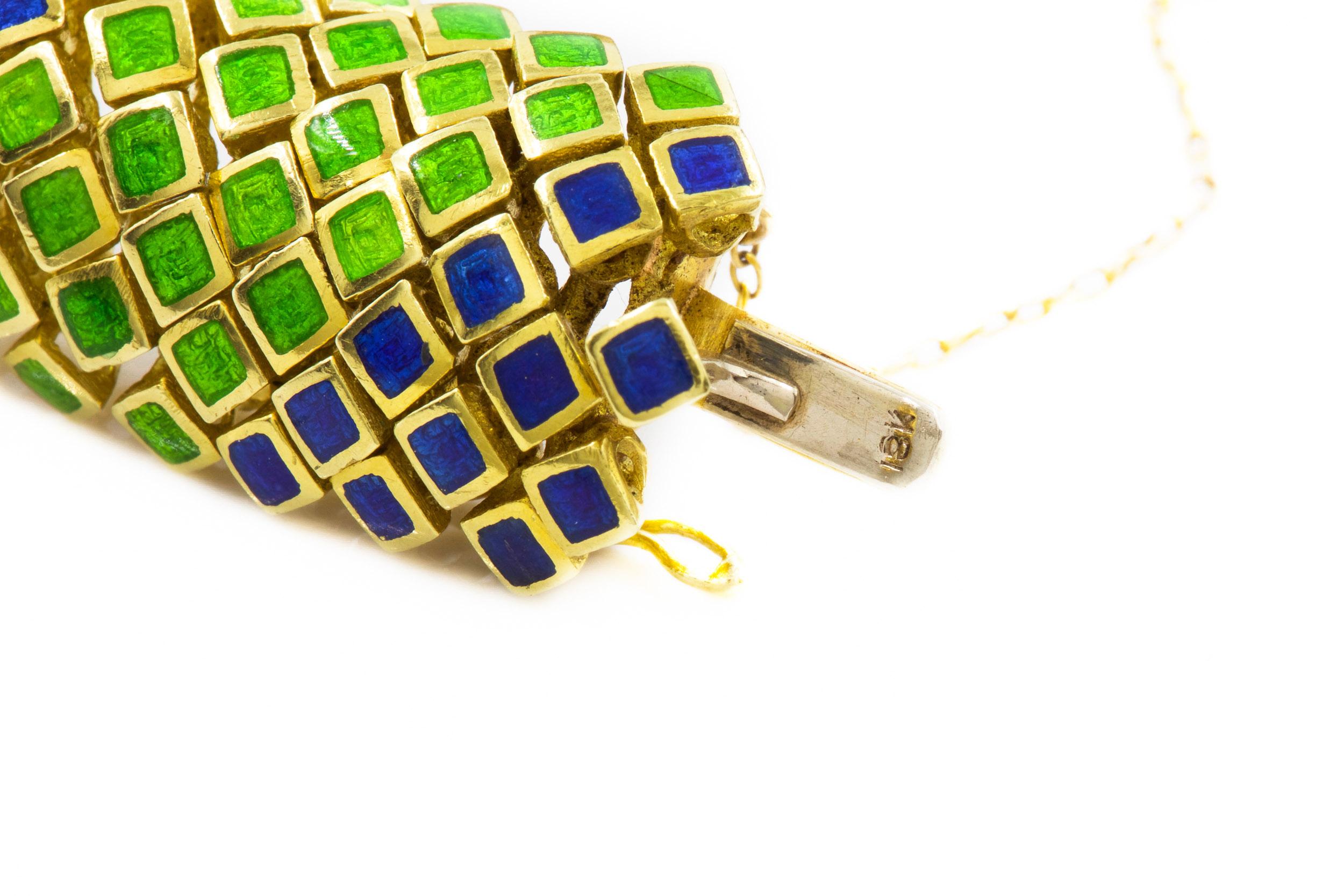 Vintage Retro Enameled Flexible-Link 18k Gold Bracelet circa 1960s 1