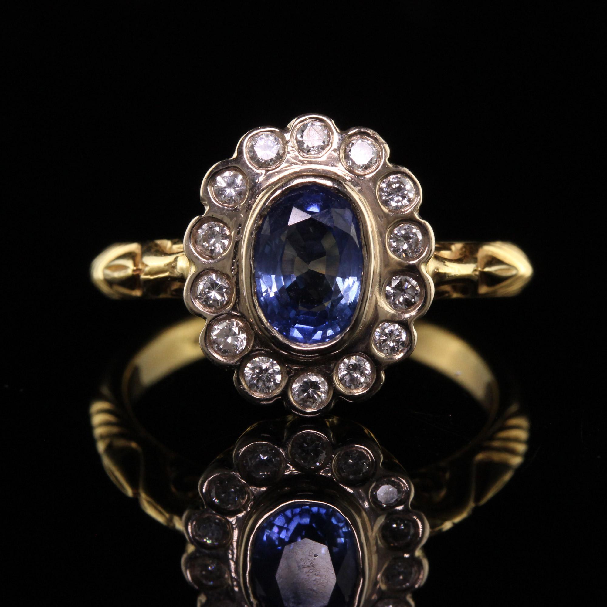 Vintage Retro English 18k Yellow Gold Natural Sapphire Diamond Engagement Ring In Good Condition In Great Neck, NY