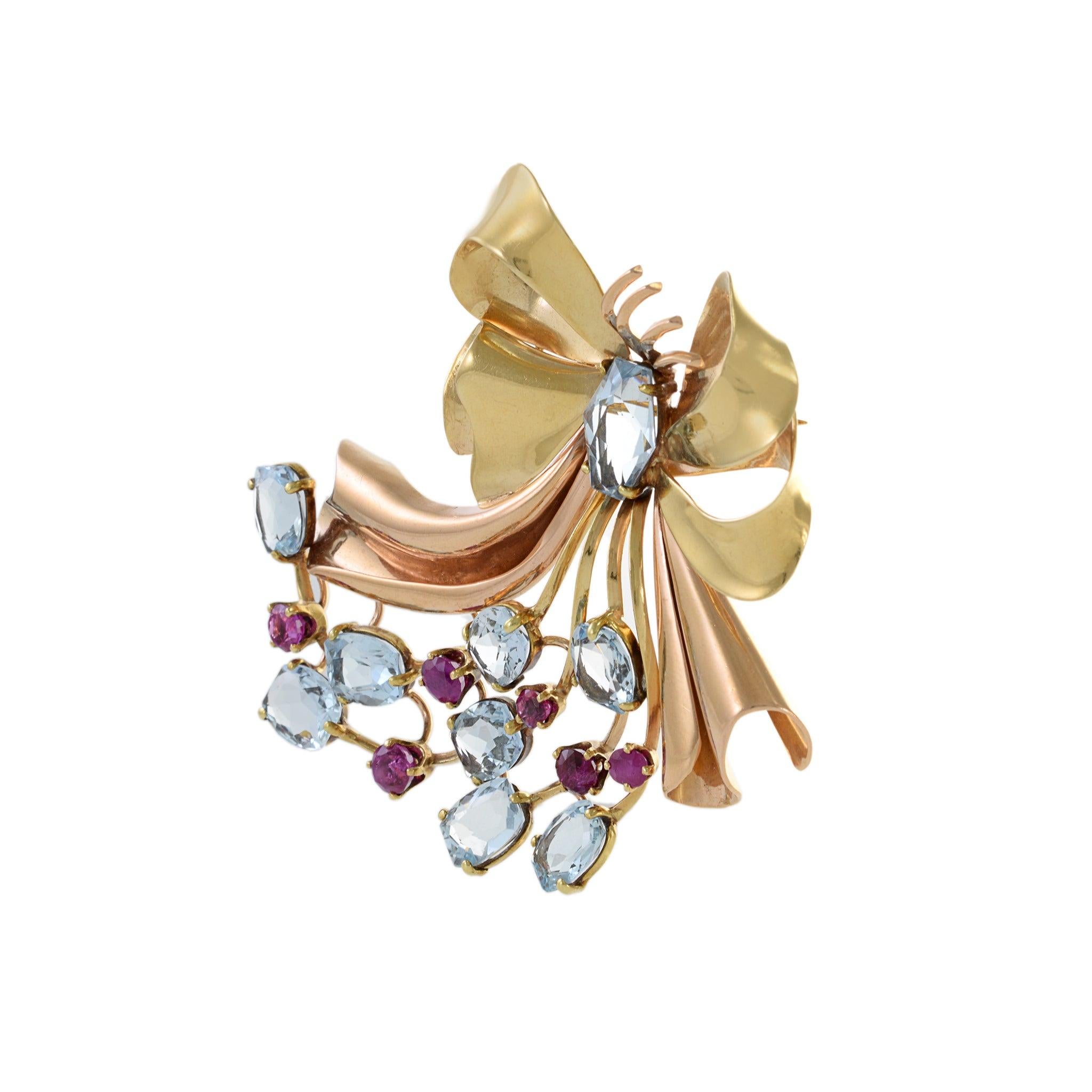 Oval Cut Vintage Retro Era 14KT Yellow Gold Aquamarine And Ruby Ribbon Pin For Sale
