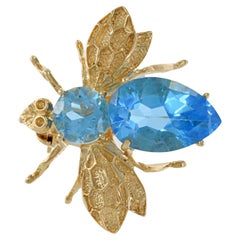 Vintage Retro Era 14KT Yellow Gold Blue Topaz Lapel Fly Pin