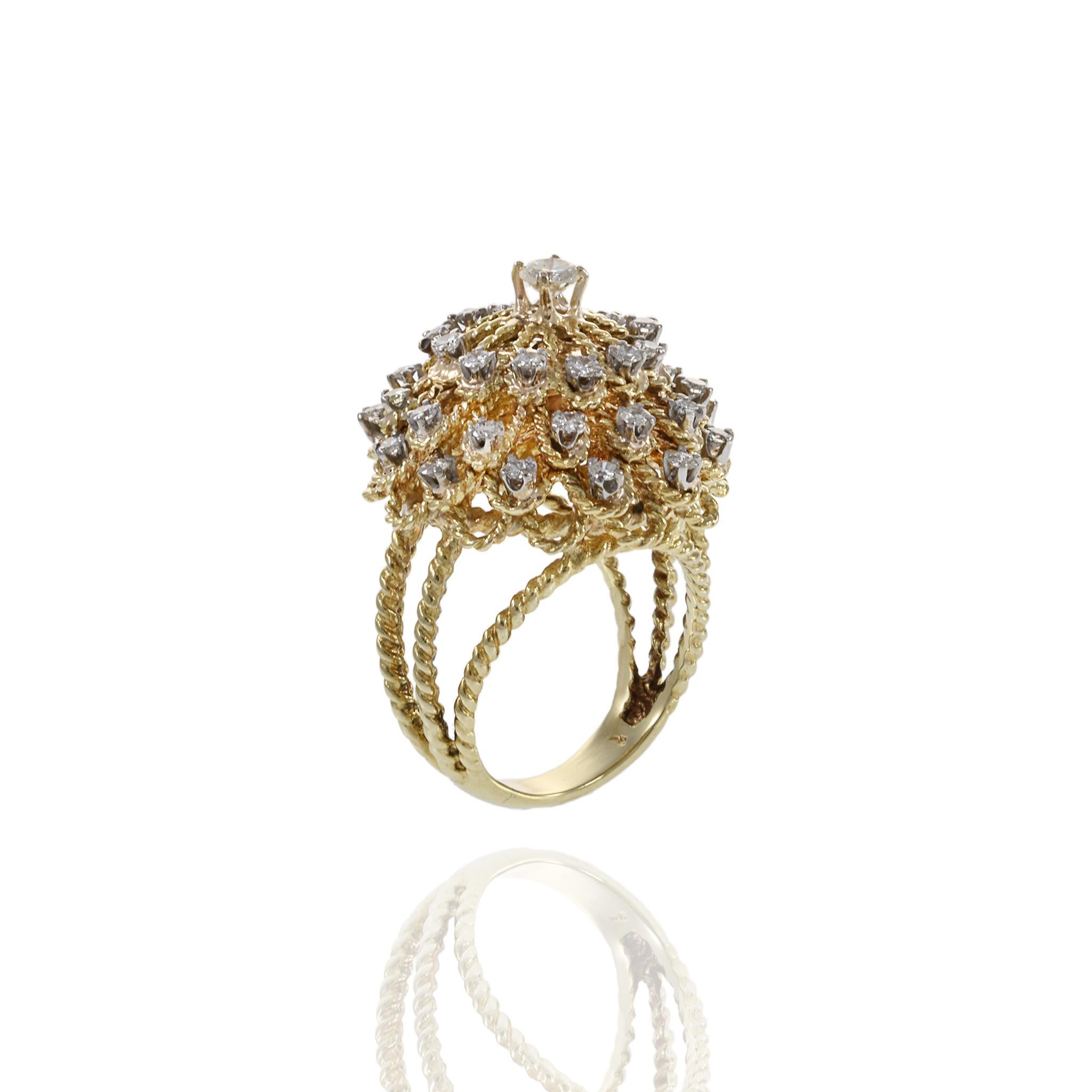 Vintage Retro Era 14KT Yellow Gold Braided Dome Diamond Cocktail Ring en vente 2