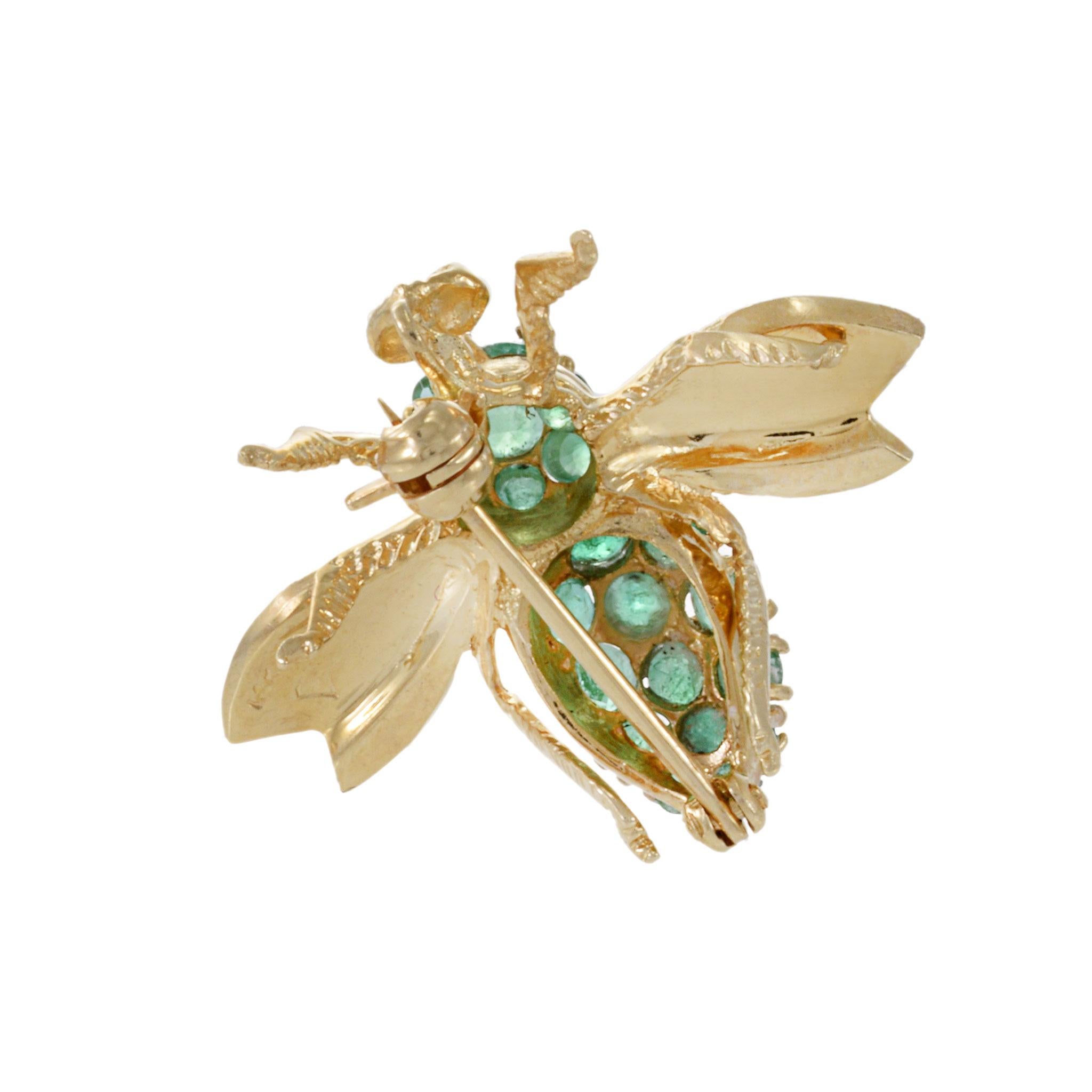 Round Cut Vintage Retro Era 14KT Yellow Gold Emerald Bee Lapel Pin