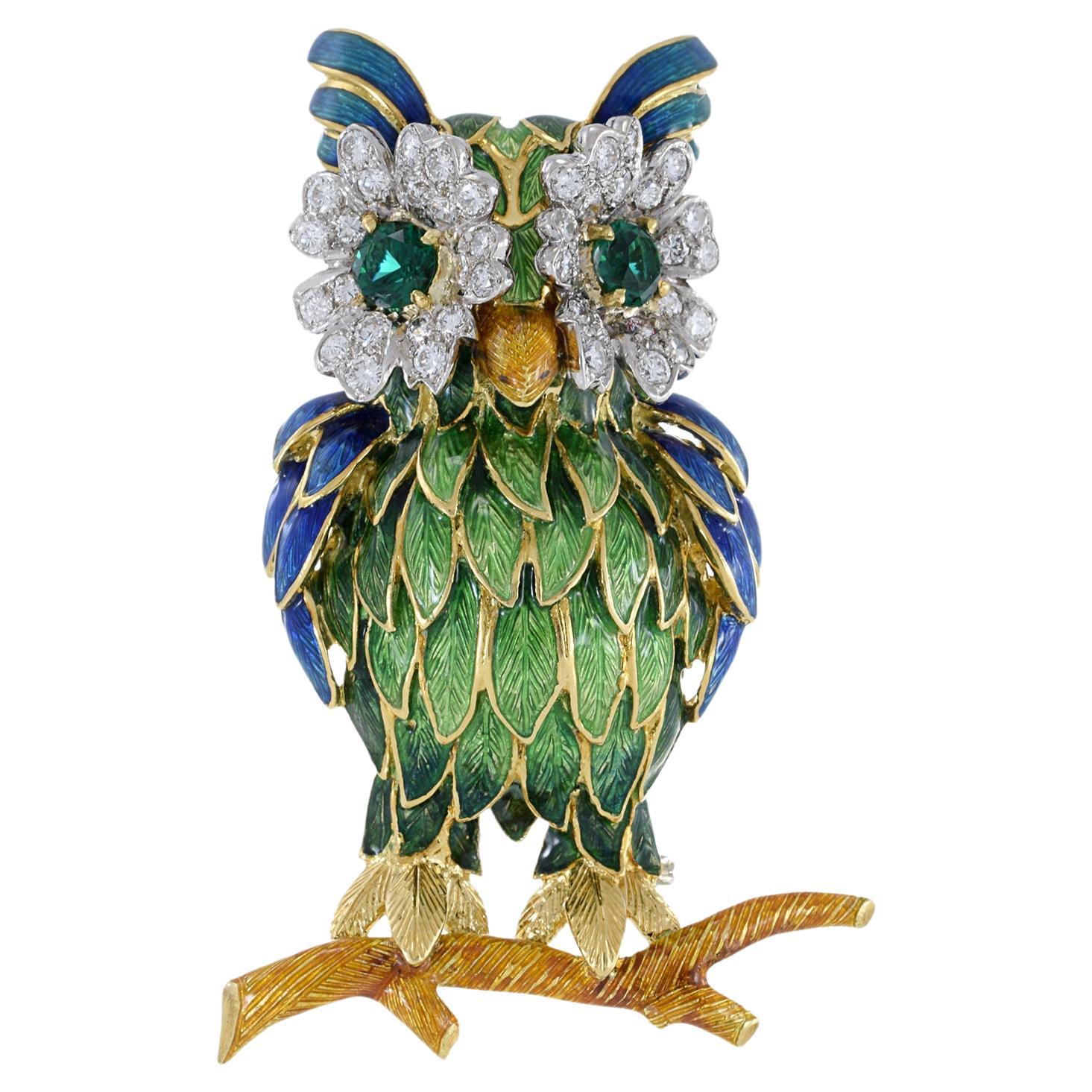Vintage Retro Era 18KT Yellow Gold Multi Colored Enamel And Diamond Owl Lapel