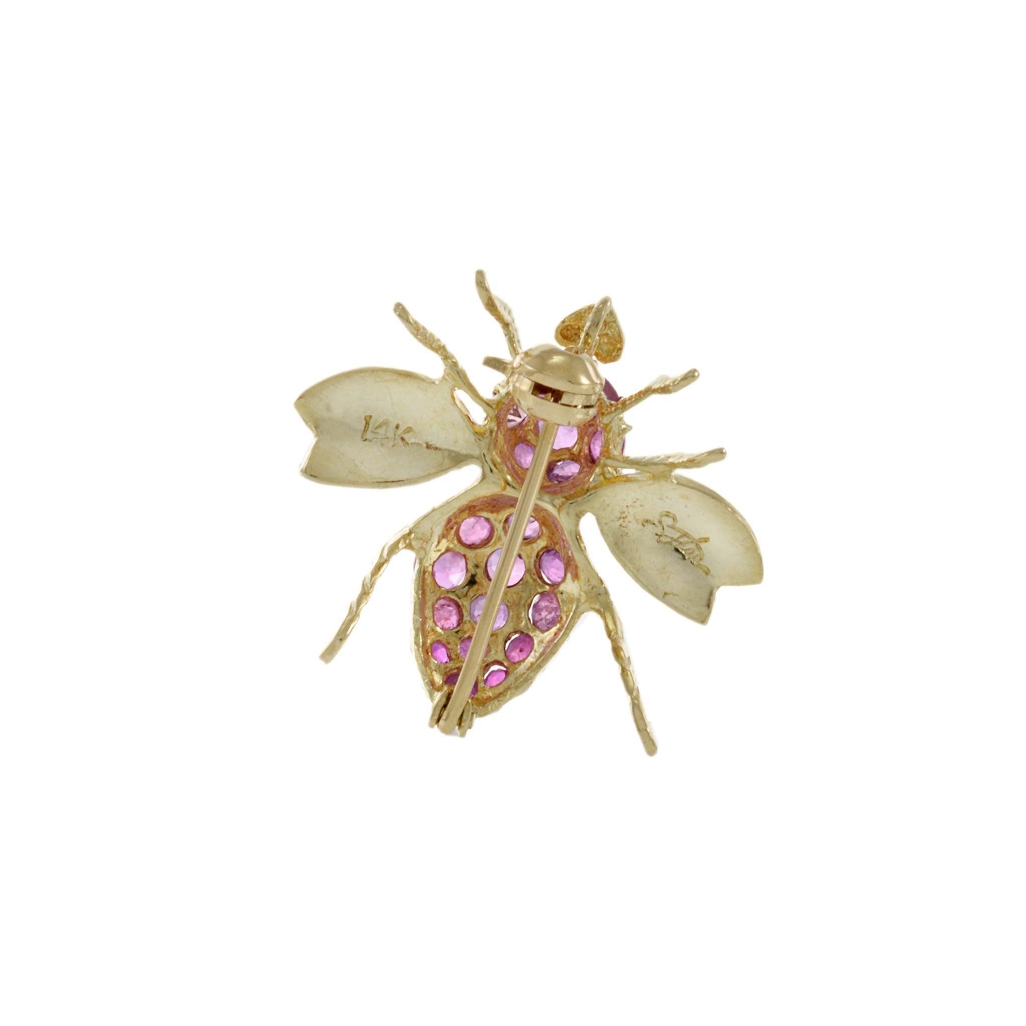 Round Cut Vintage Retro Era 18KT Yellow Gold Ruby Lapel Fly Pin For Sale