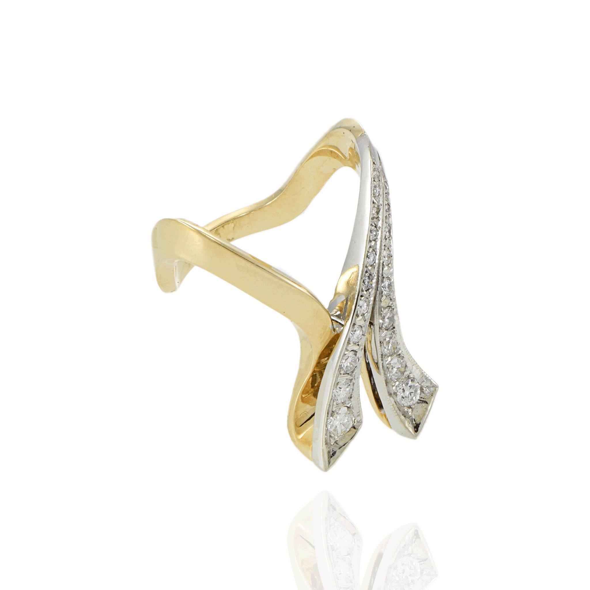 Vintage Retro Era Diamond Ribbon Ring Bon état - En vente à New York, NY